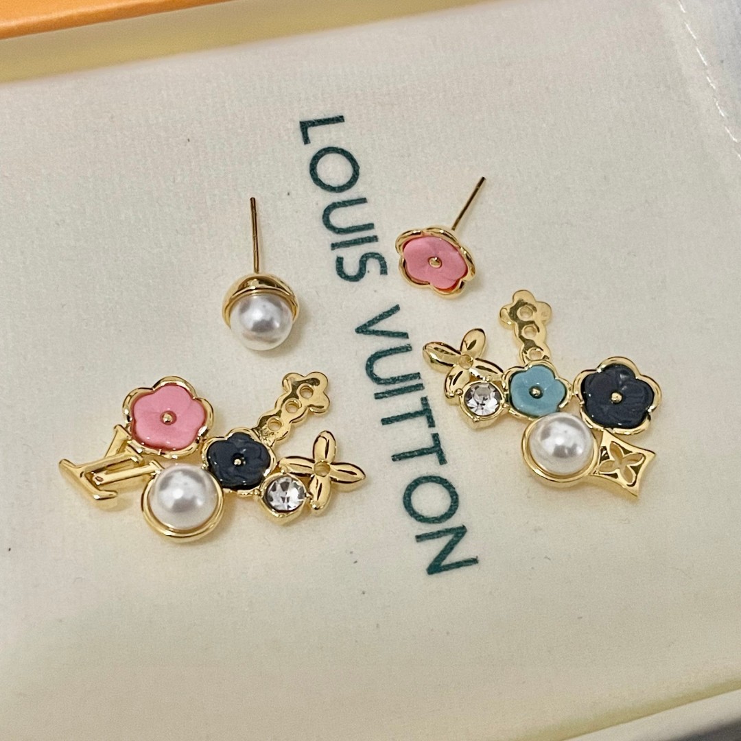 👑Lv 路易威登 2025年早春新品耳钉 经典老花耳环 超精工cnc工艺技术 上身美美哒 特别适合夏日搭