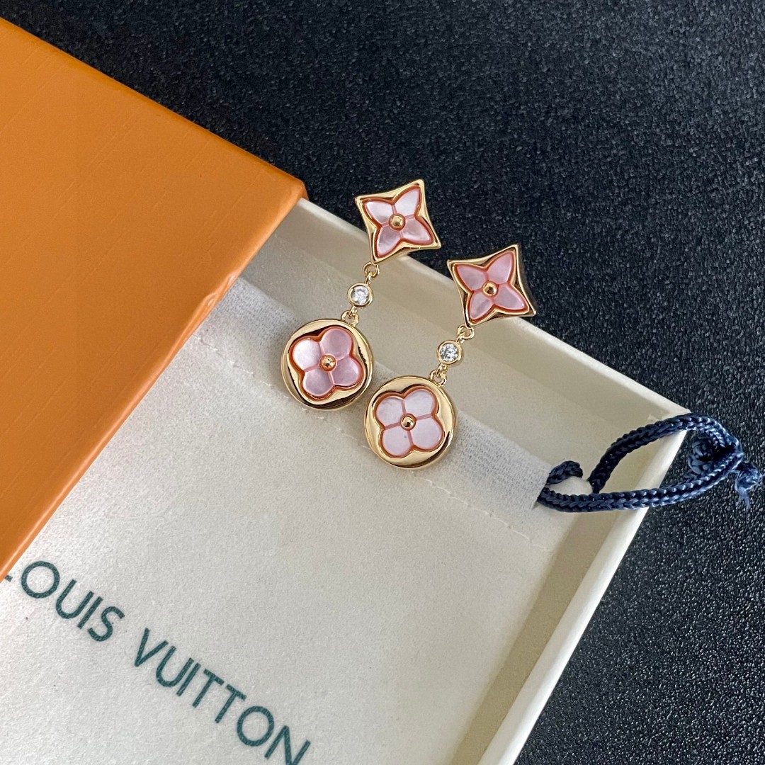 👑Lv 路易威登 2025年早春新品耳钉 经典老花耳环 超精工cnc工艺技术 上身美美哒 特别适合夏日搭