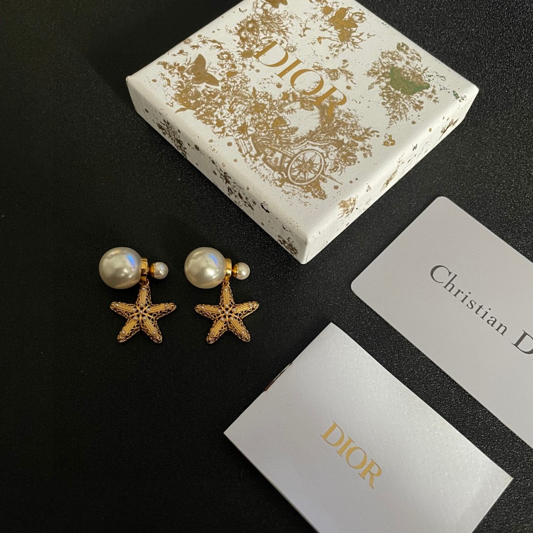 👑Dior 迪奥 中古 耳环 专柜一致上新 精选原版一致 黄铜材质 甜美气质高