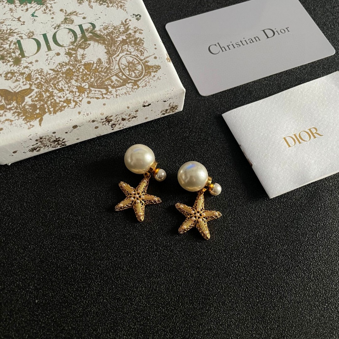 👑Dior 迪奥 中古 耳环 专柜一致上新 精选原版一致 黄铜材质 甜美气质高