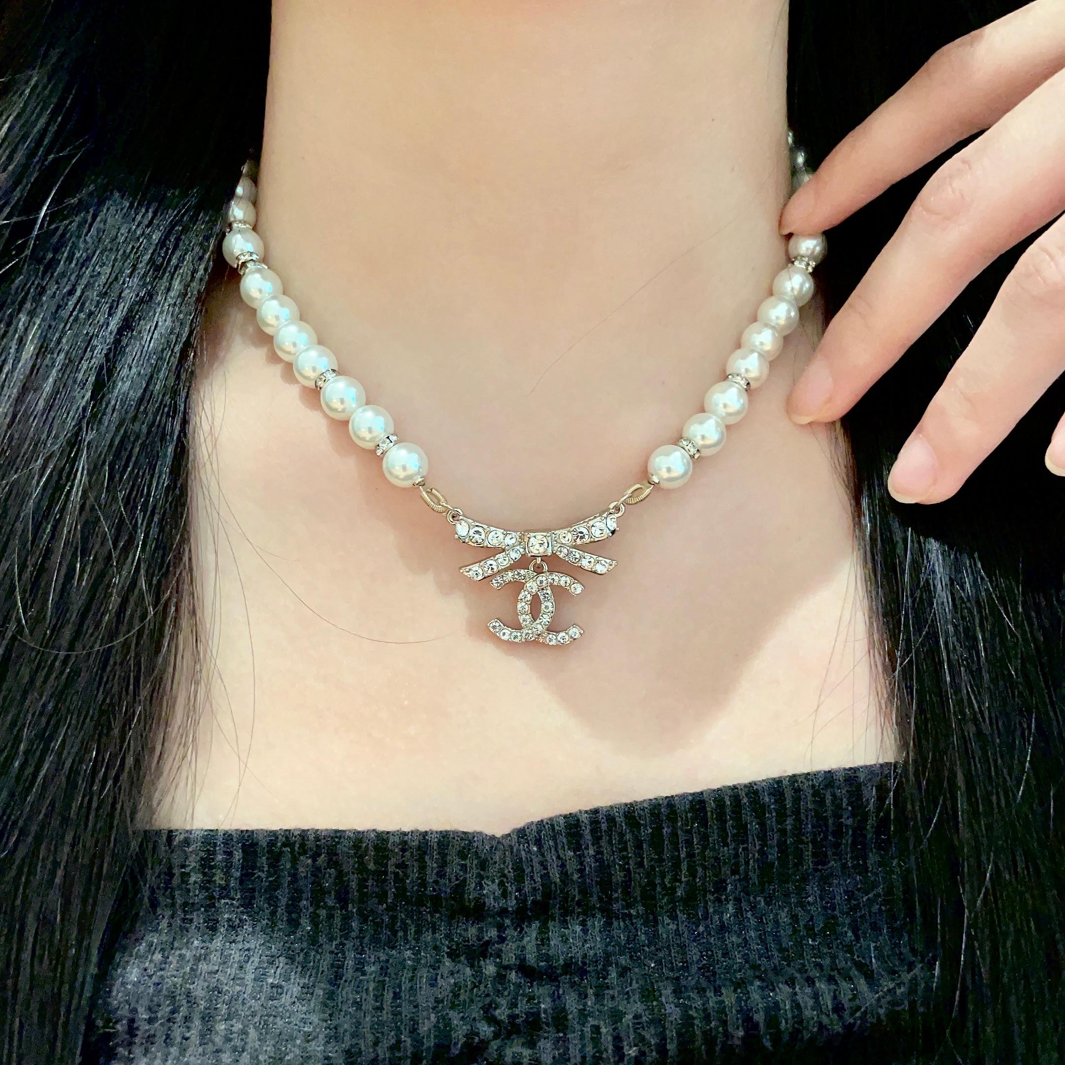  Chanel香奈儿 中古 项链👀小香家的款式真心无需多介绍😘🎶每一款都超好看，精致大方，非常显气质