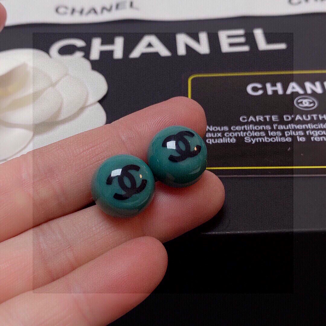 🌺🌺🌺Chanel 小香风网红 同款 最高代购级别耳环耳钉 原版黄铜 925纯银 针 顶级原单品质、最高