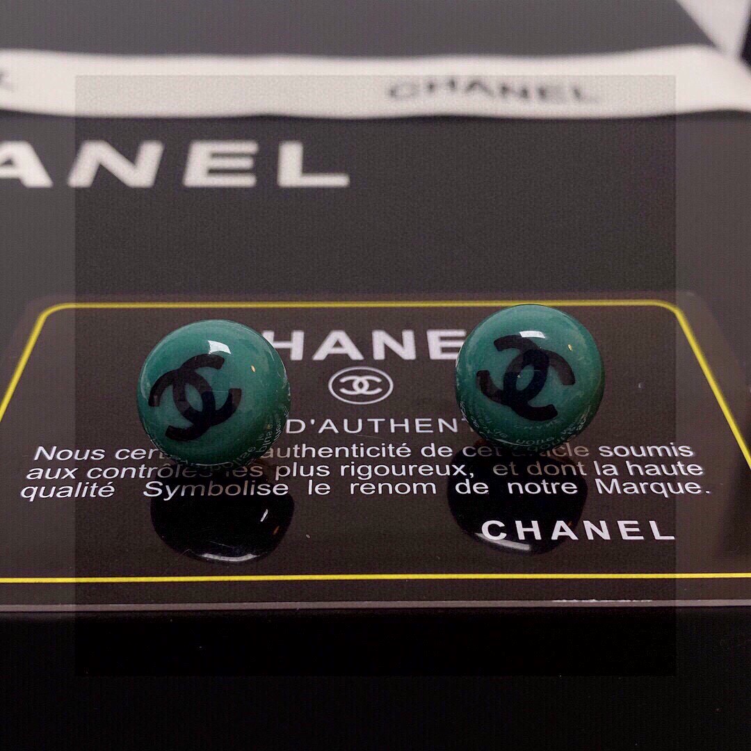 🌺🌺🌺Chanel 小香风网红 同款 最高代购级别耳环耳钉 原版黄铜 925纯银 针 顶级原单品质、最高