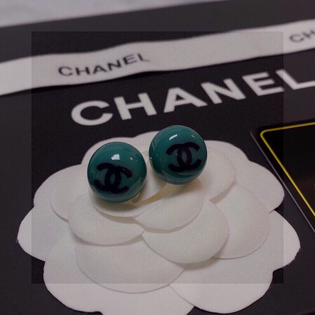 🌺🌺🌺Chanel 小香风网红 同款 最高代购级别耳环耳钉 原版黄铜 925纯银 针 顶级原单品质、最高