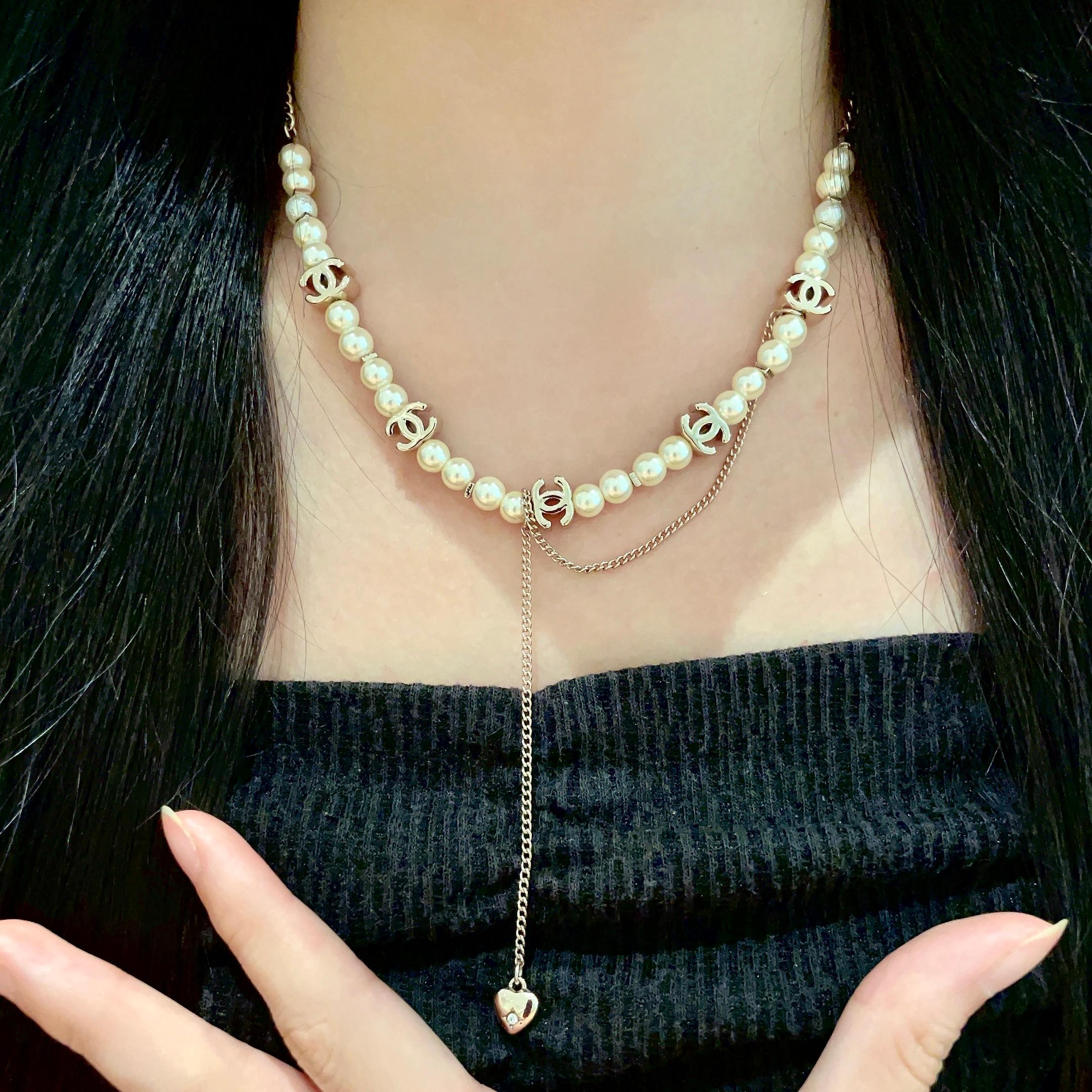  Chanel香奈儿 中古 项链👀小香家的款式真心无需多介绍😘🎶每一款都超好看，精致大方，非常显气质