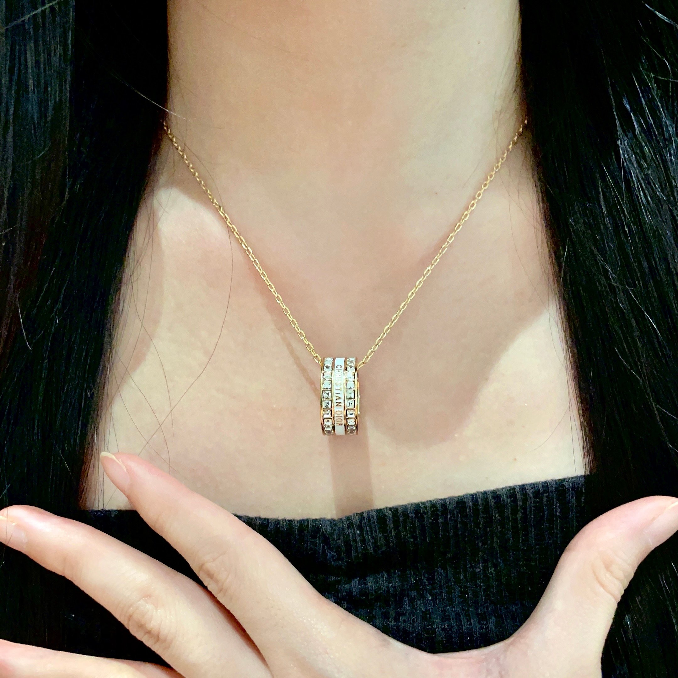 👑Dior 迪奥  中古 项链 专柜一致上新 精选原版一致 黄铜材质 甜美气质高雅.