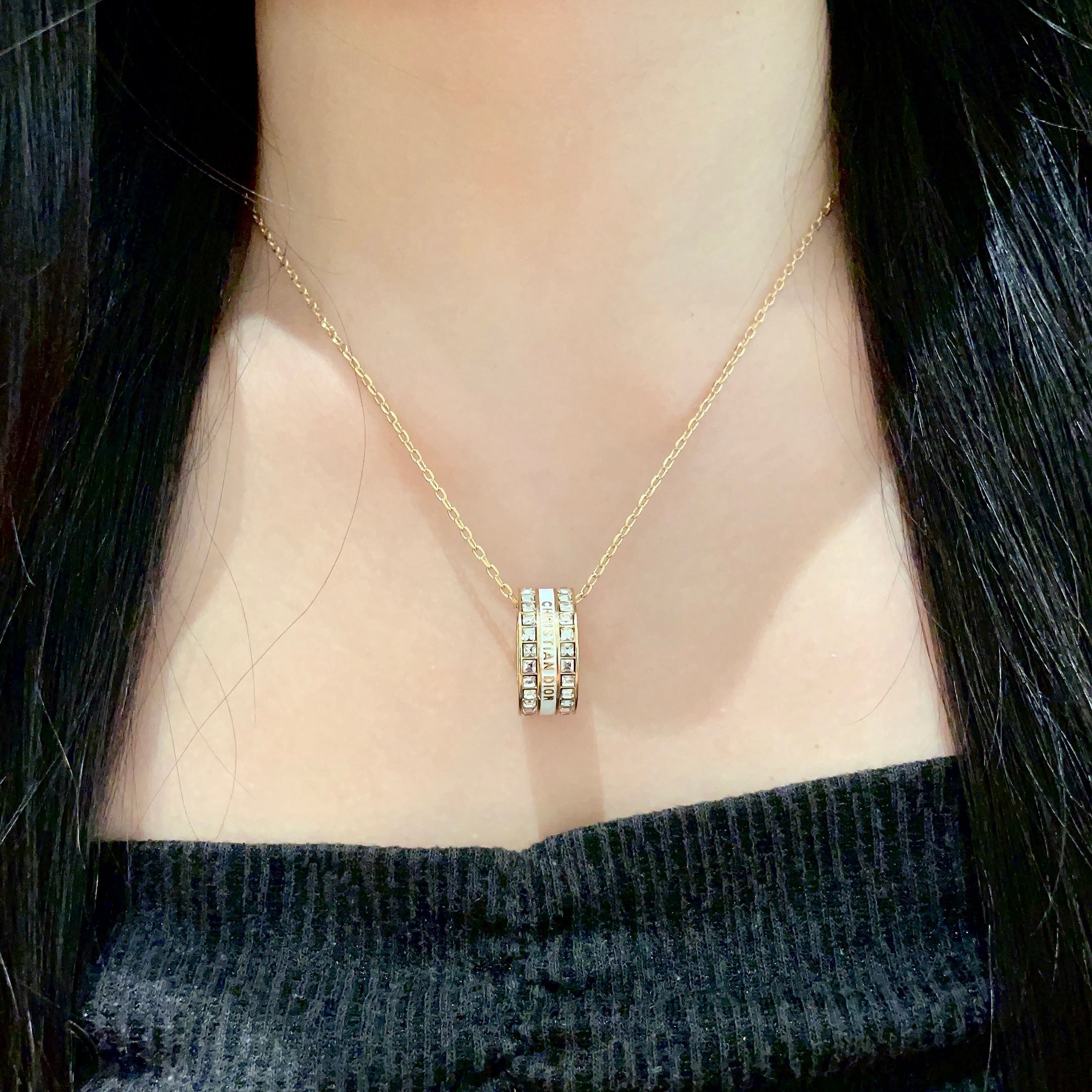 👑Dior 迪奥  中古 项链 专柜一致上新 精选原版一致 黄铜材质 甜美气质高雅.