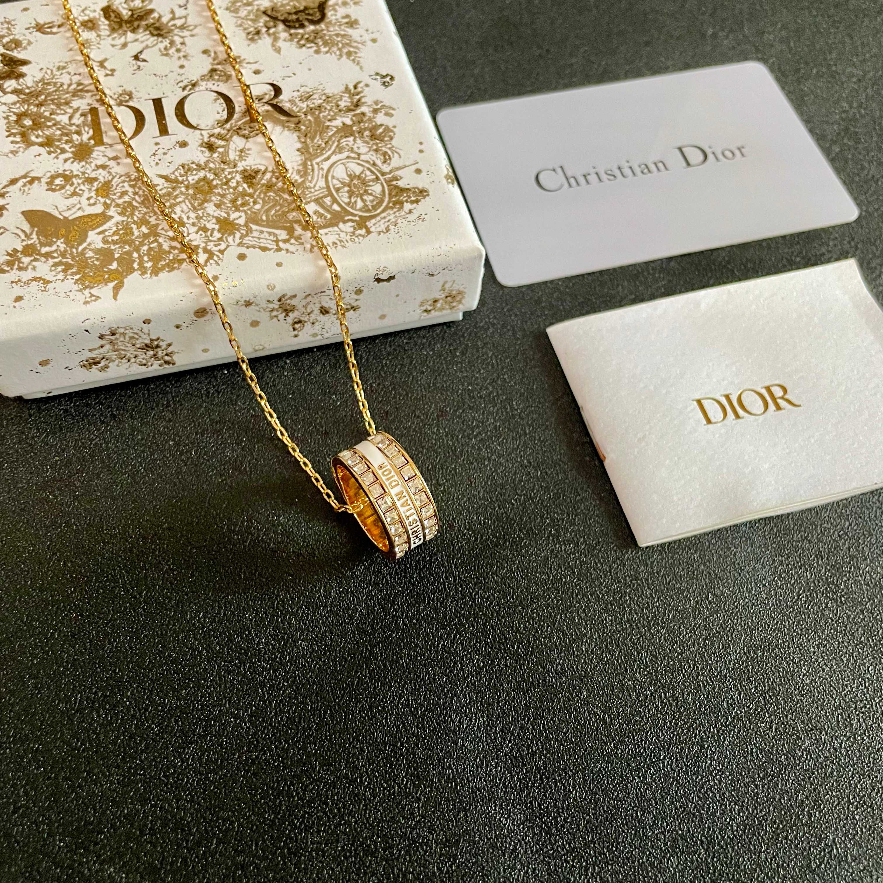 👑Dior 迪奥  中古 项链 专柜一致上新 精选原版一致 黄铜材质 甜美气质高雅.