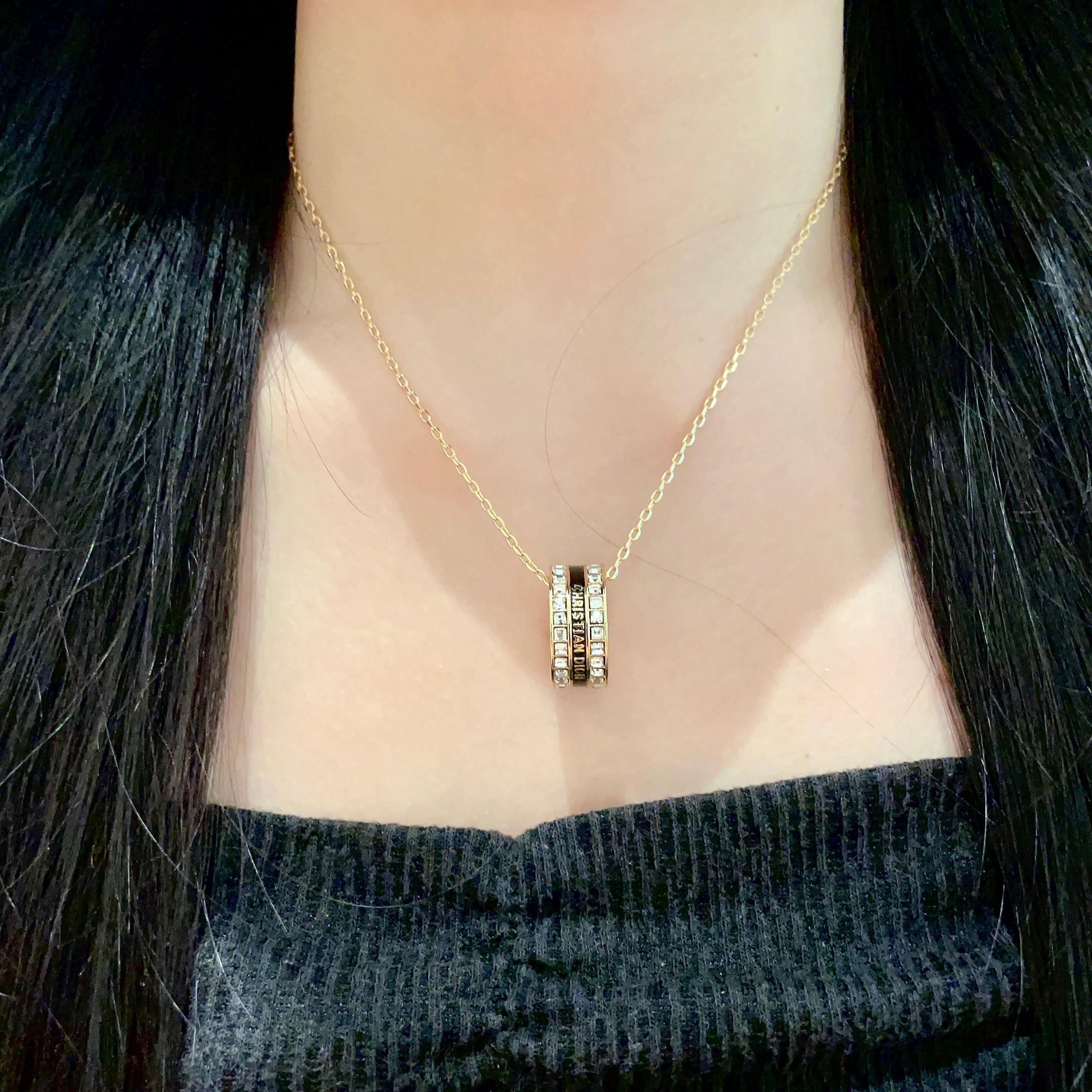 👑Dior 迪奥  中古 项链 专柜一致上新 精选原版一致 黄铜材质 甜美气质高雅.