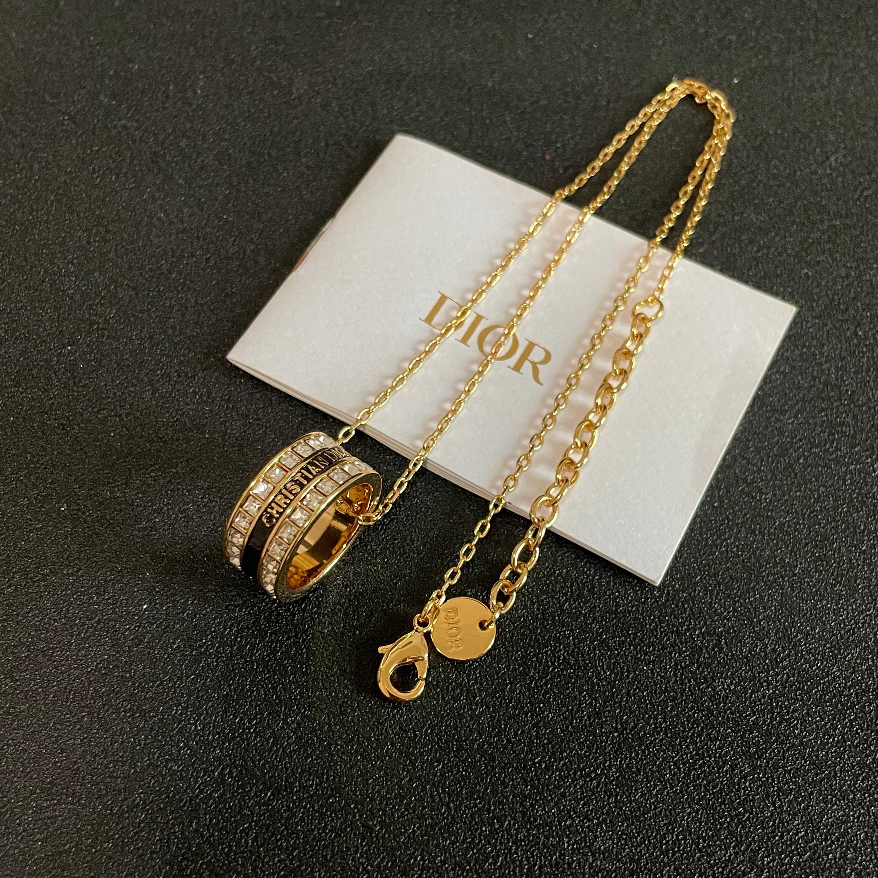 👑Dior 迪奥  中古 项链 专柜一致上新 精选原版一致 黄铜材质 甜美气质高雅.