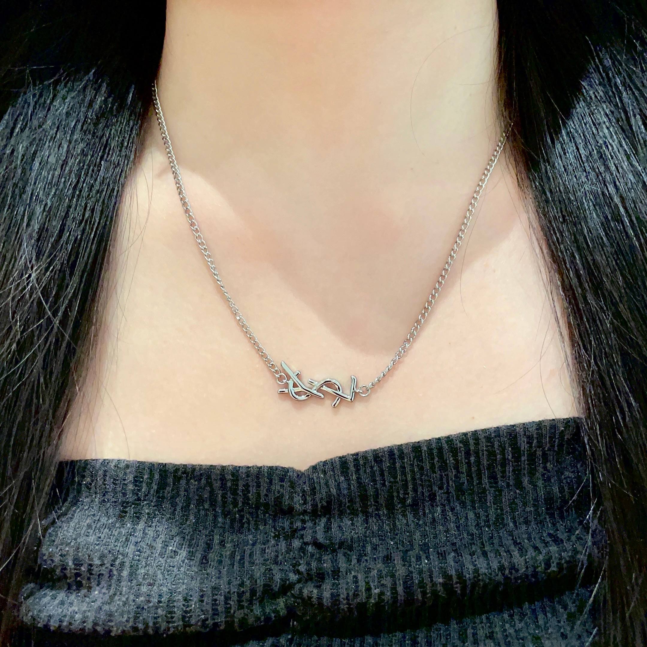 ⭕️新款YSL 圣罗兰项链👍原装黄铜材质 Yves Saint Laurent 创立于1961年 优雅抽