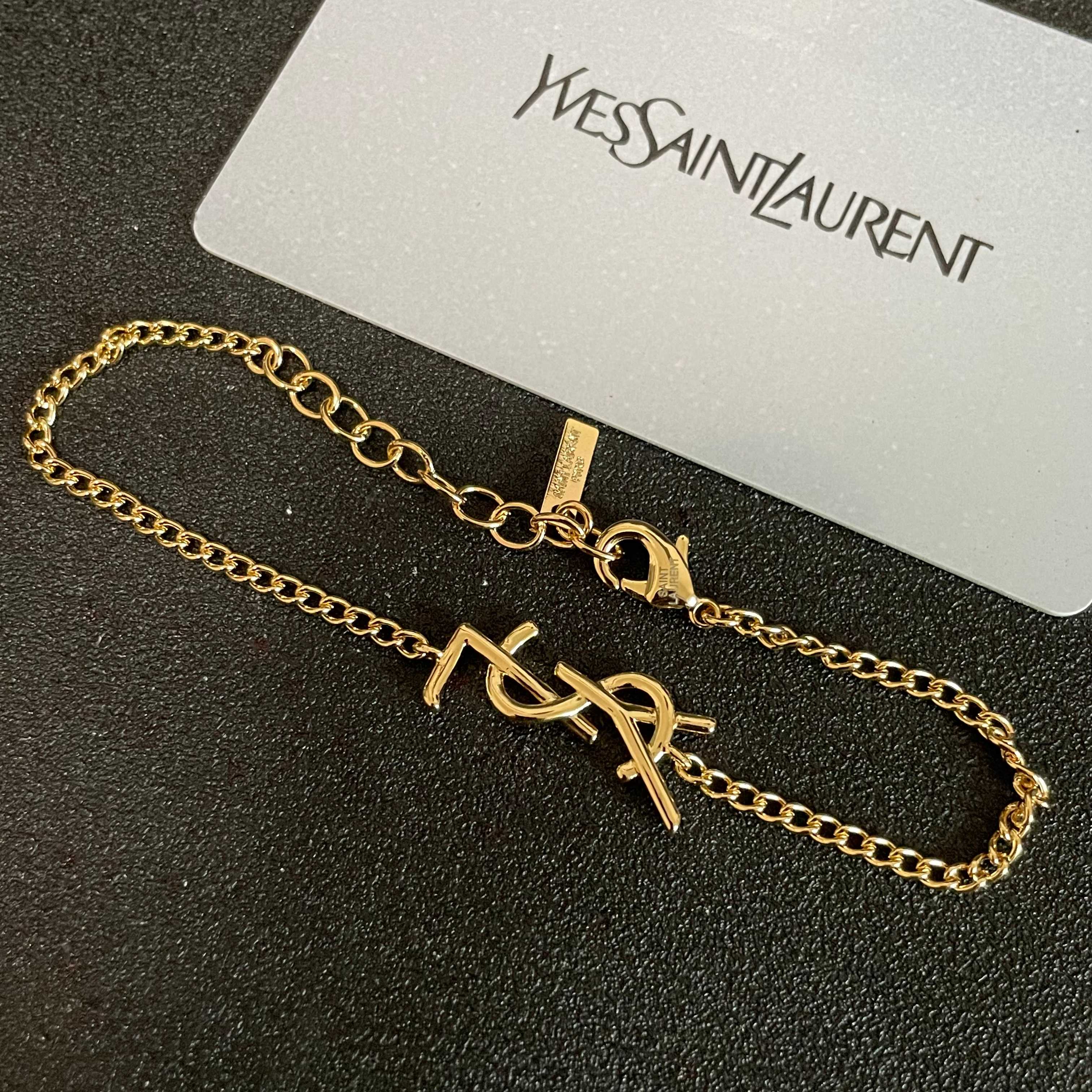 ⭕️新款YSL 圣罗兰手链👍原装黄铜材质 Yves Saint Laurent 创立于1961年 优雅抽