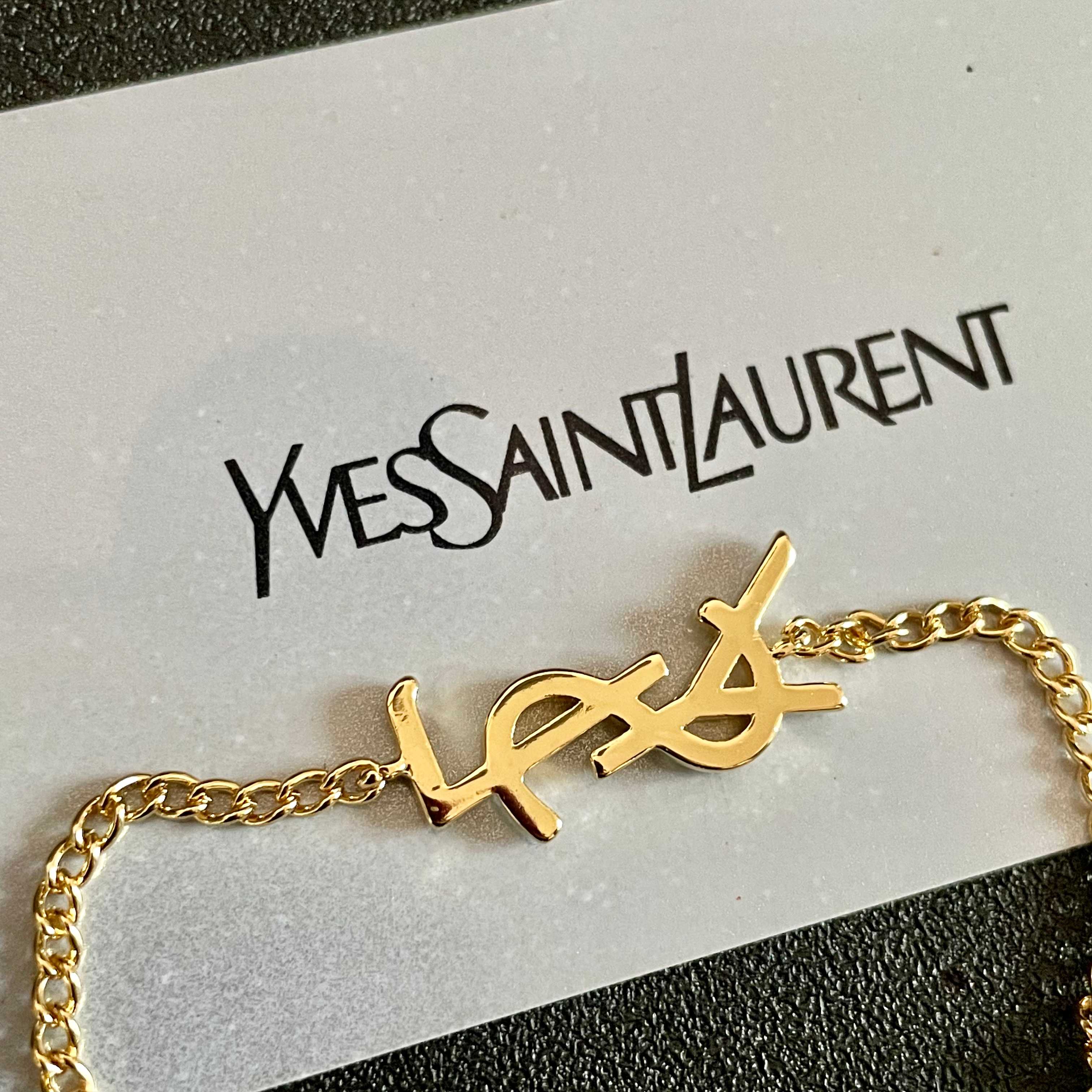 ⭕️新款YSL 圣罗兰手链👍原装黄铜材质 Yves Saint Laurent 创立于1961年 优雅抽