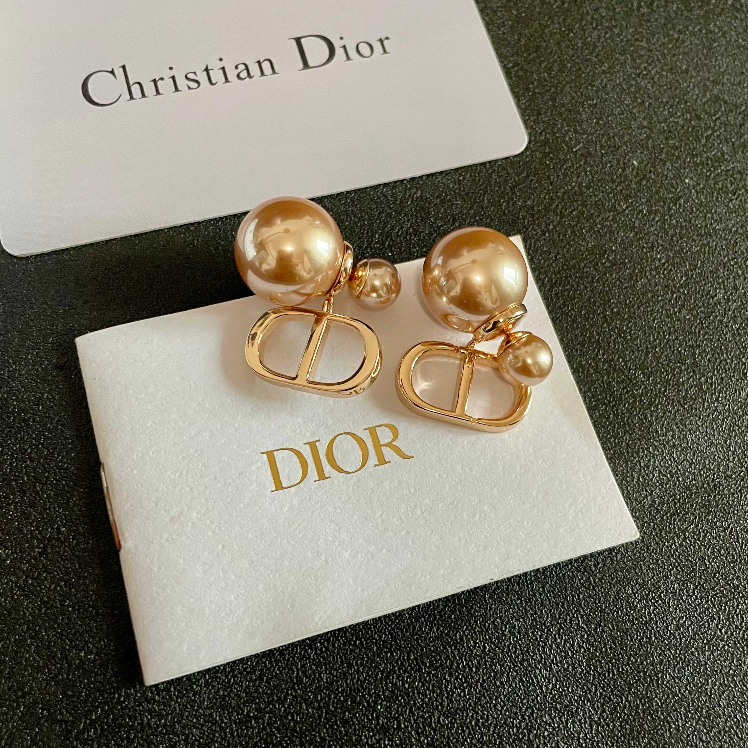 👑Dior 迪奥 中古 耳环 专柜一致上新 精选原版一致 黄铜材质 甜美气质高