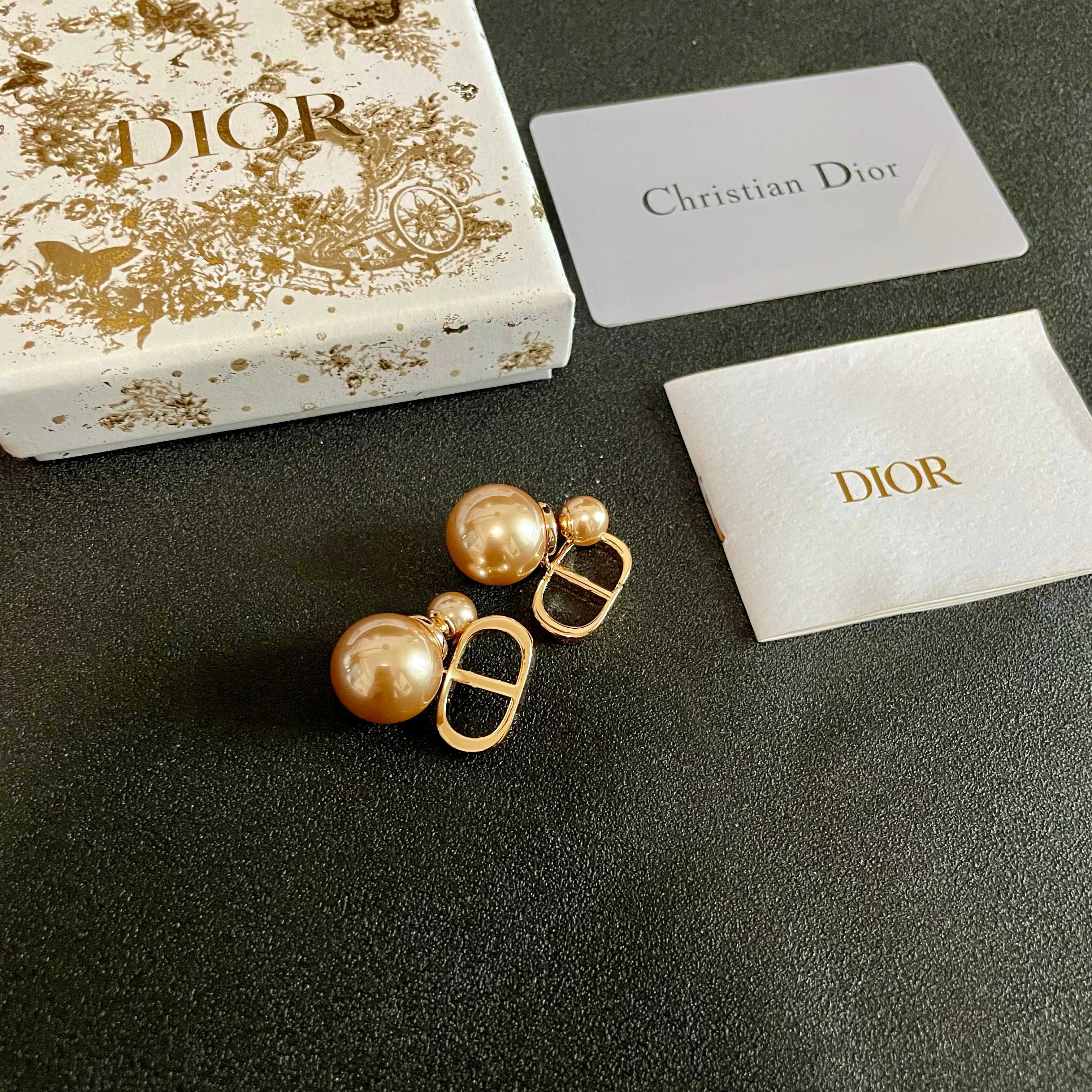 👑Dior 迪奥 中古 耳环 专柜一致上新 精选原版一致 黄铜材质 甜美气质高
