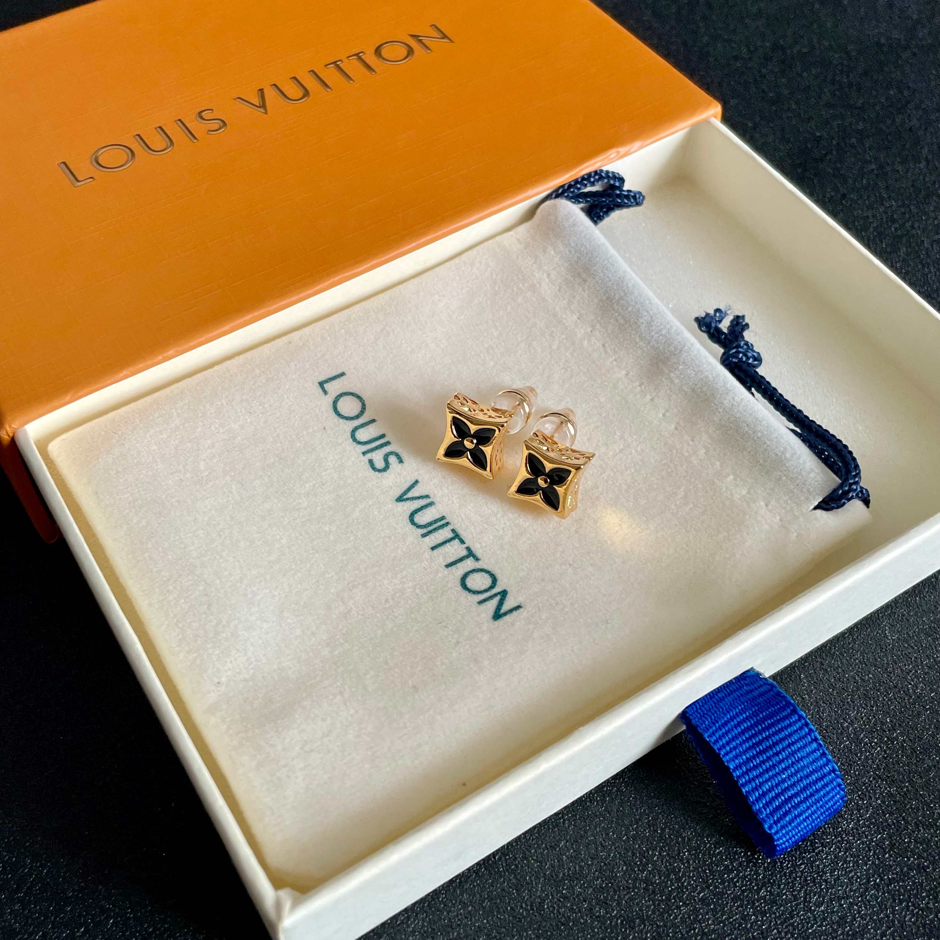 👑Lv 路易威登 2025年早春新品耳钉 经典老花耳环 超精工cnc工艺技术 上身美美哒 特别适合夏日搭