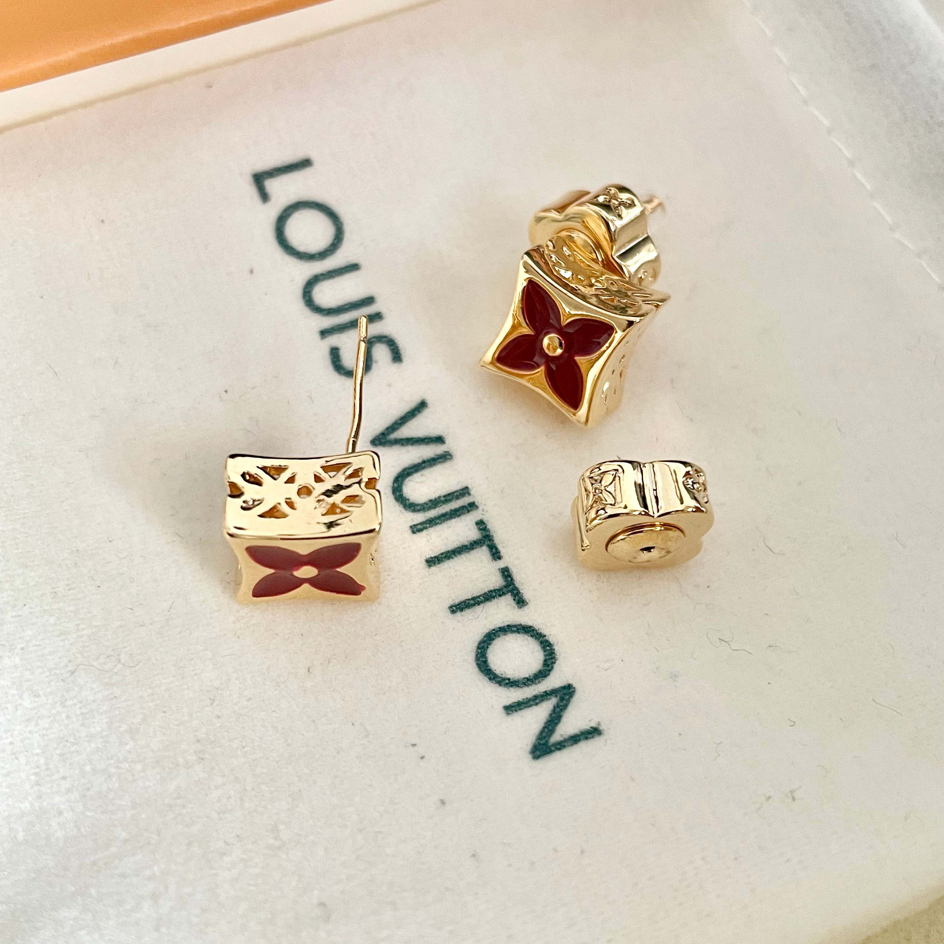 👑Lv 路易威登 2025年早春新品耳钉 经典老花耳环 超精工cnc工艺技术 上身美美哒 特别适合夏日搭