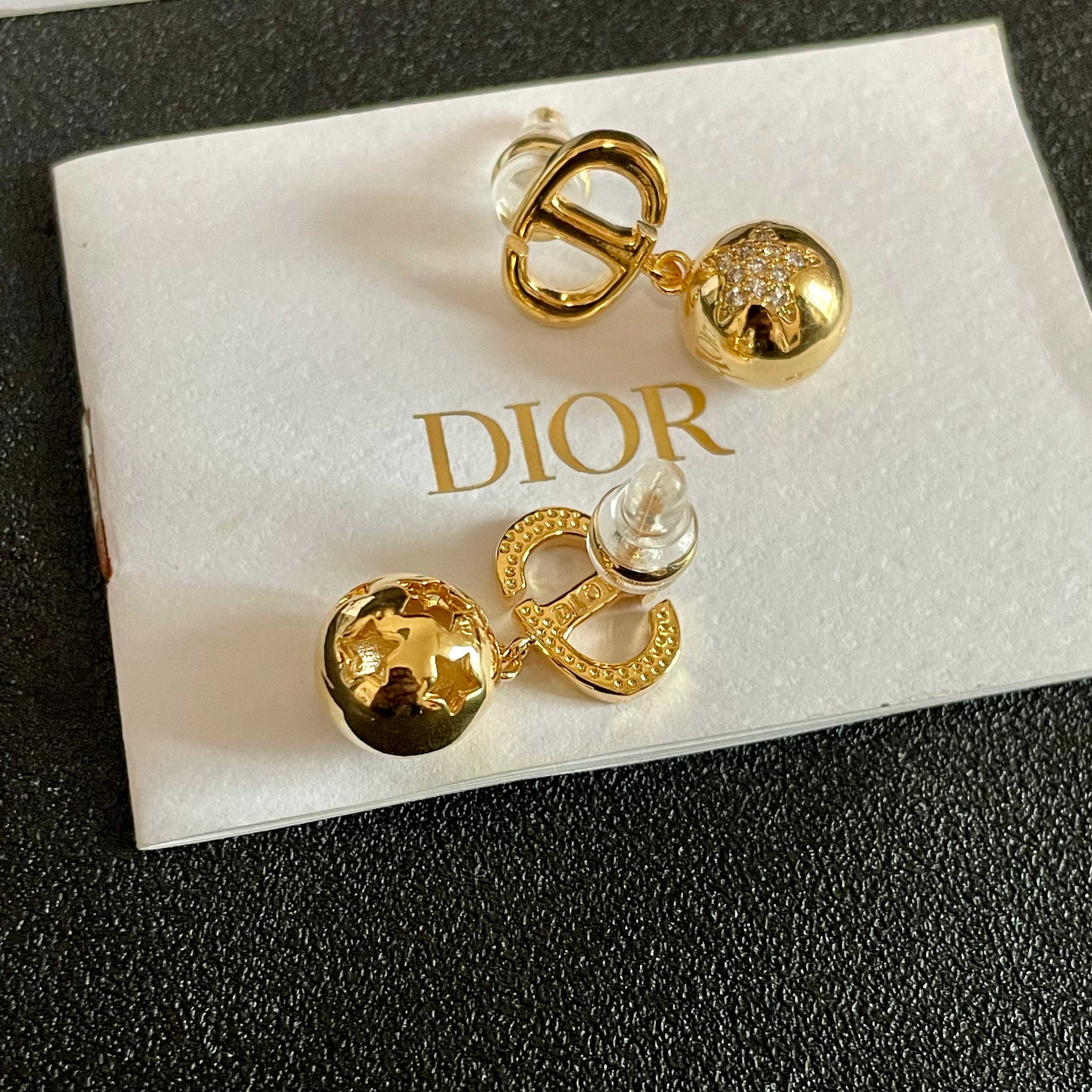 👑Dior 迪奥 中古 耳环 专柜一致上新 精选原版一致 黄铜材质 甜美气质高