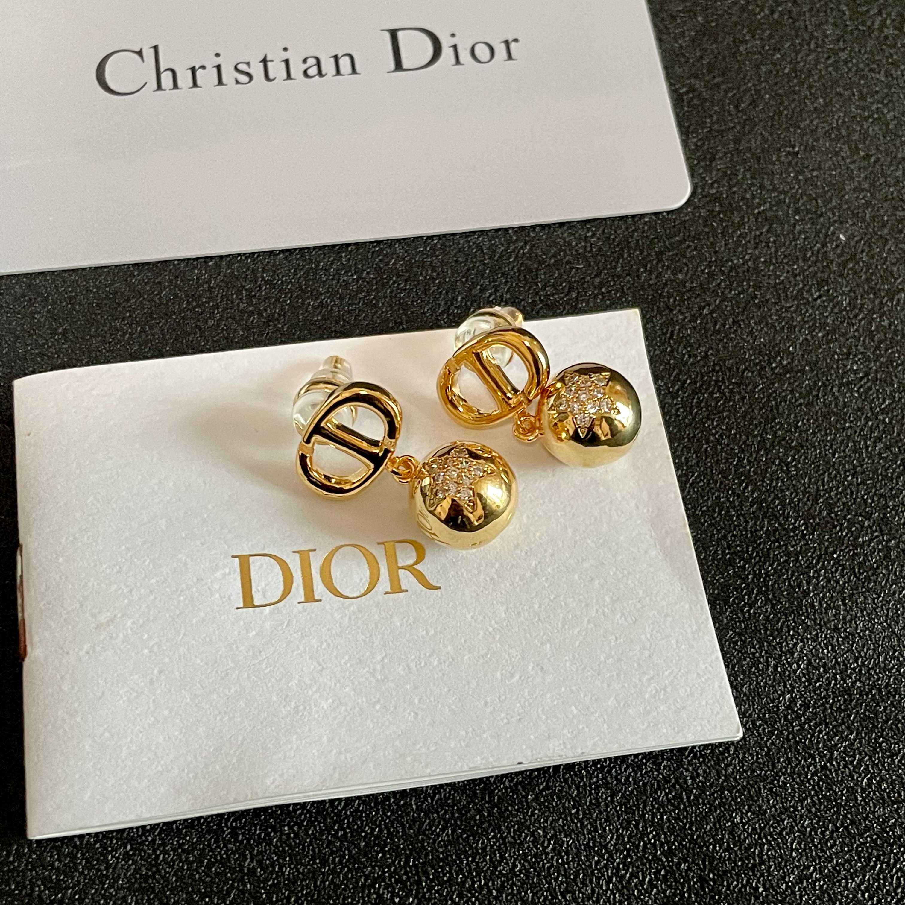 👑Dior 迪奥 中古 耳环 专柜一致上新 精选原版一致 黄铜材质 甜美气质高