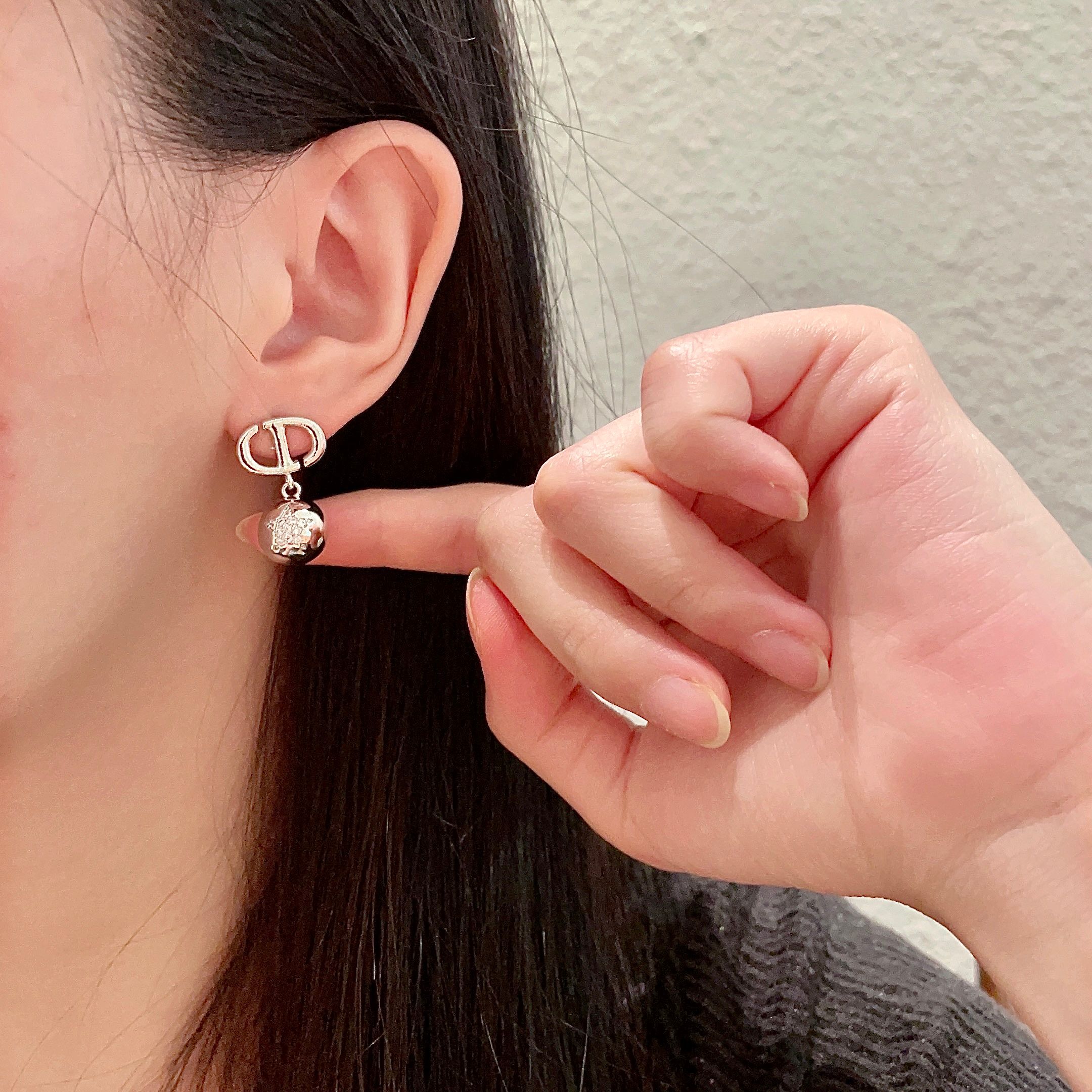 👑Dior 迪奥 中古 耳环 专柜一致上新 精选原版一致 黄铜材质 甜美气质高