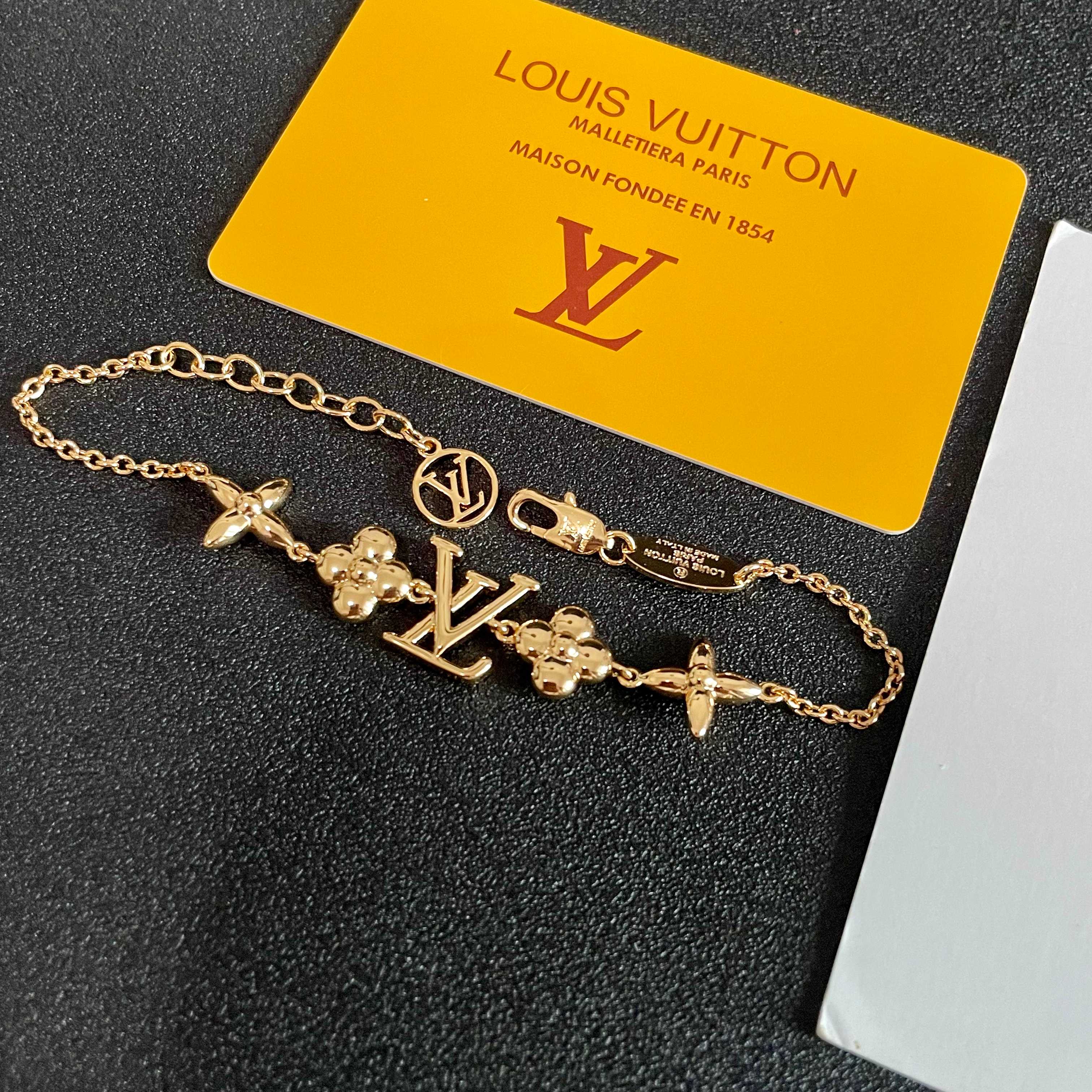 💥💥Louis Vuitton 路易威登 设计独特 (用LV经典之作图形理念)👋好看🧚‍♀️手链  超级