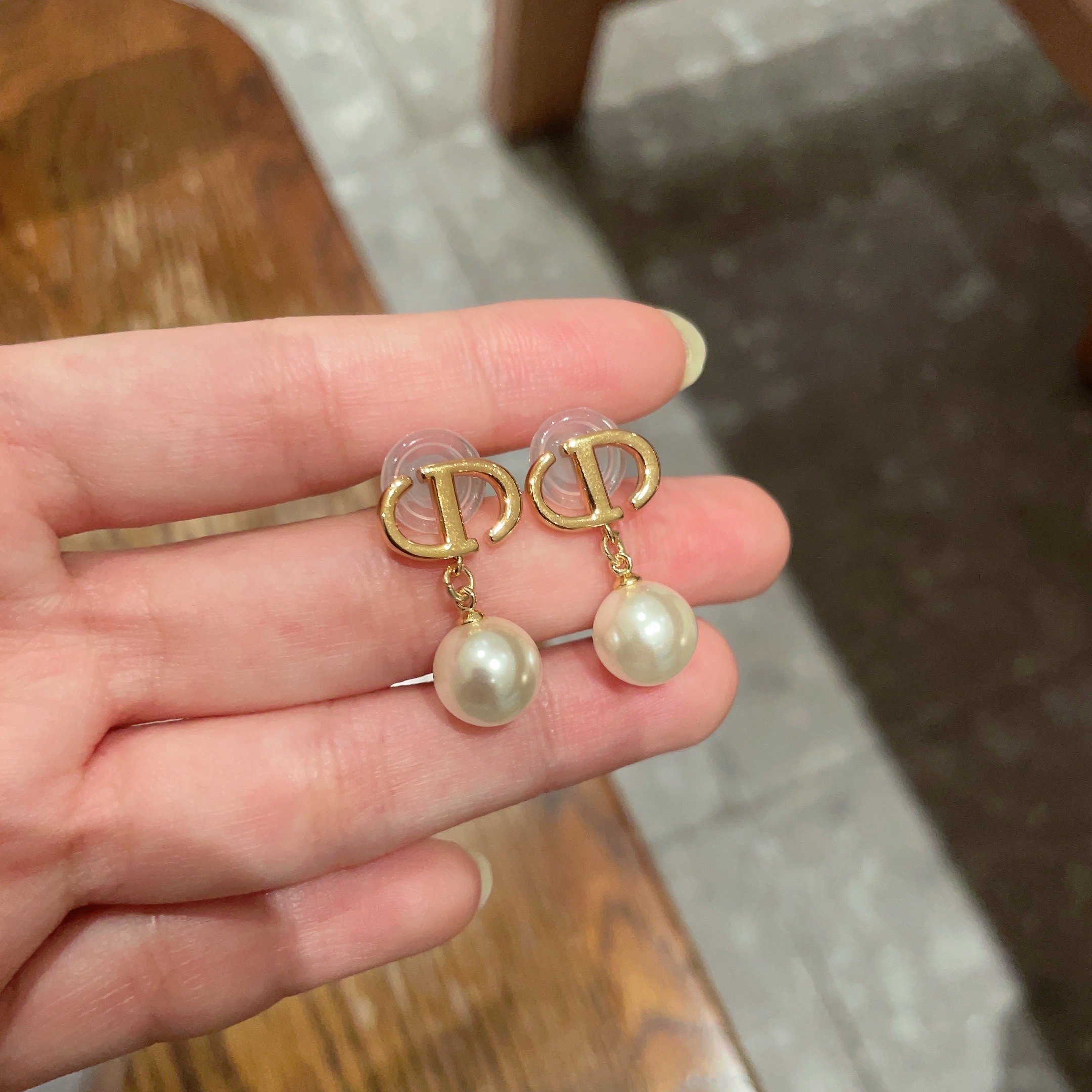 👑Dior 迪奥 中古 耳环 专柜一致上新 精选原版一致 黄铜材质 甜美气质高