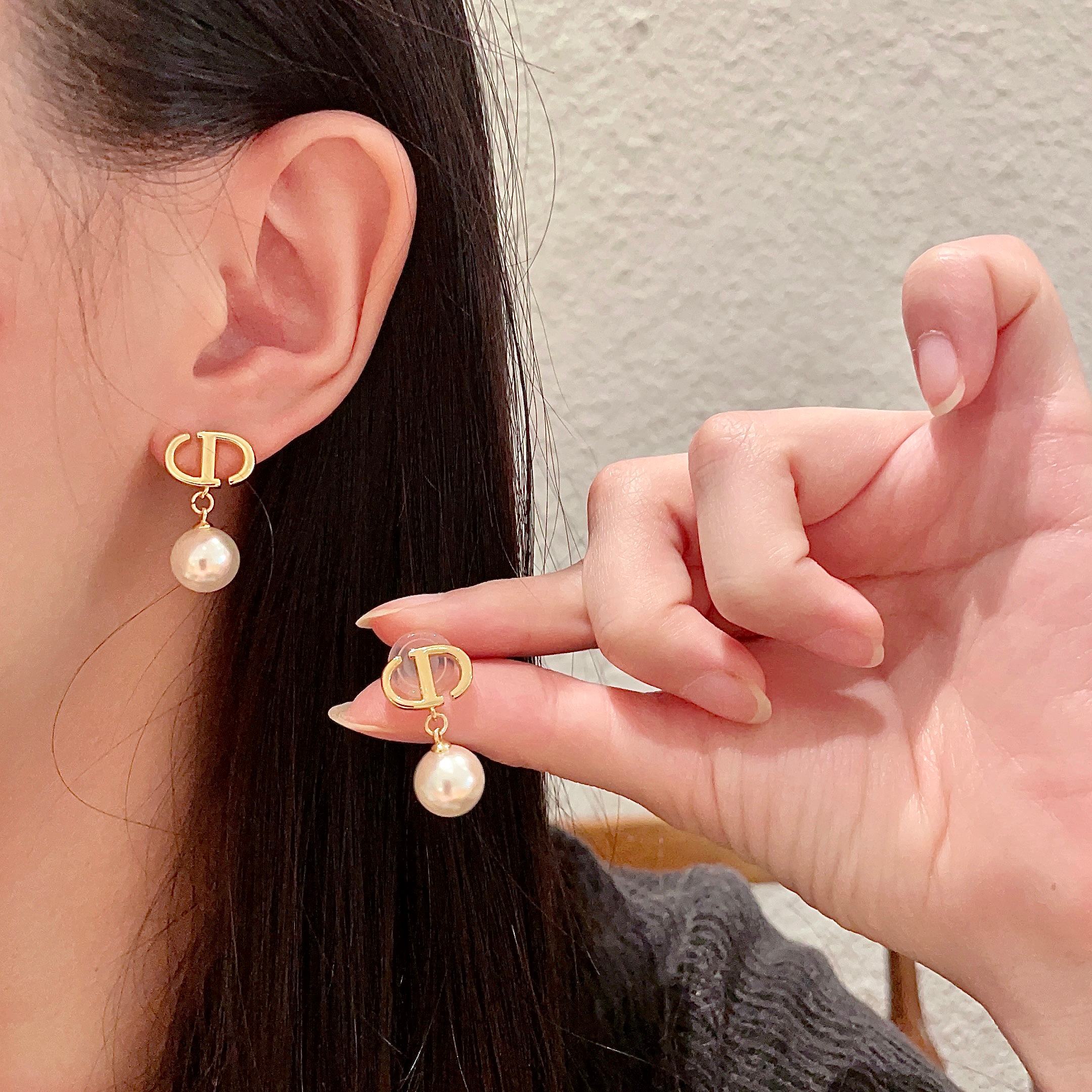 👑Dior 迪奥 中古 耳环 专柜一致上新 精选原版一致 黄铜材质 甜美气质高