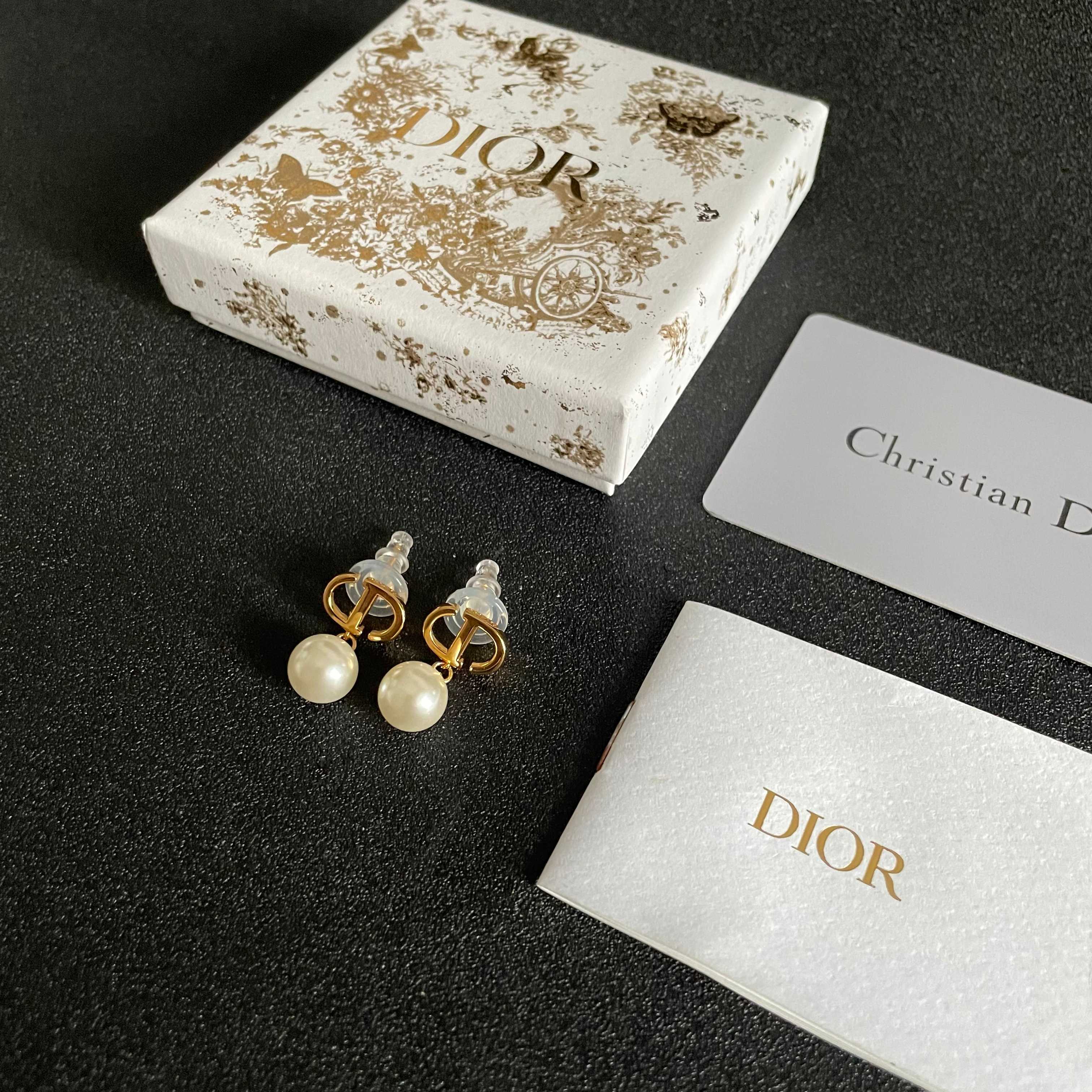 👑Dior 迪奥 中古 耳环 专柜一致上新 精选原版一致 黄铜材质 甜美气质高