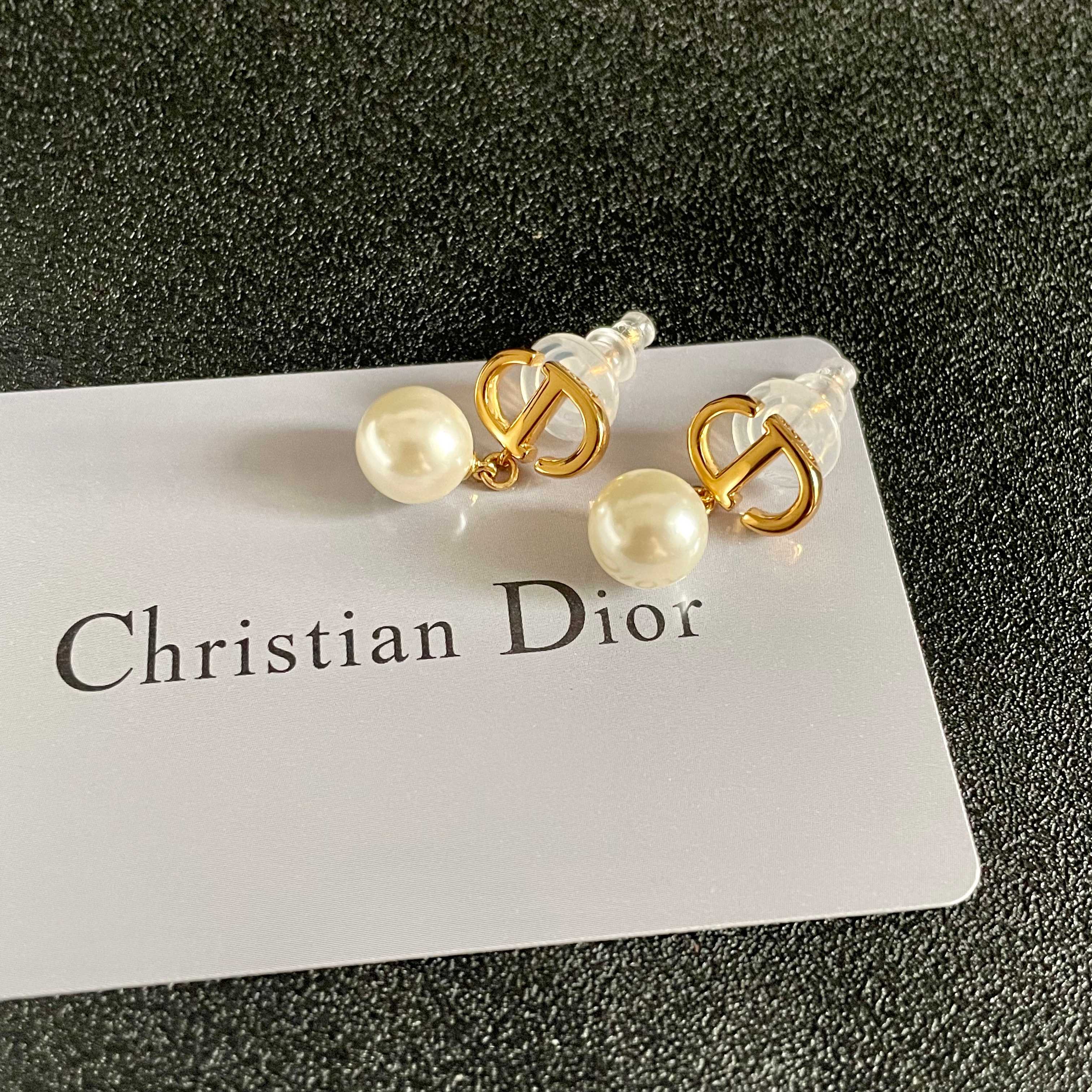 👑Dior 迪奥 中古 耳环 专柜一致上新 精选原版一致 黄铜材质 甜美气质高