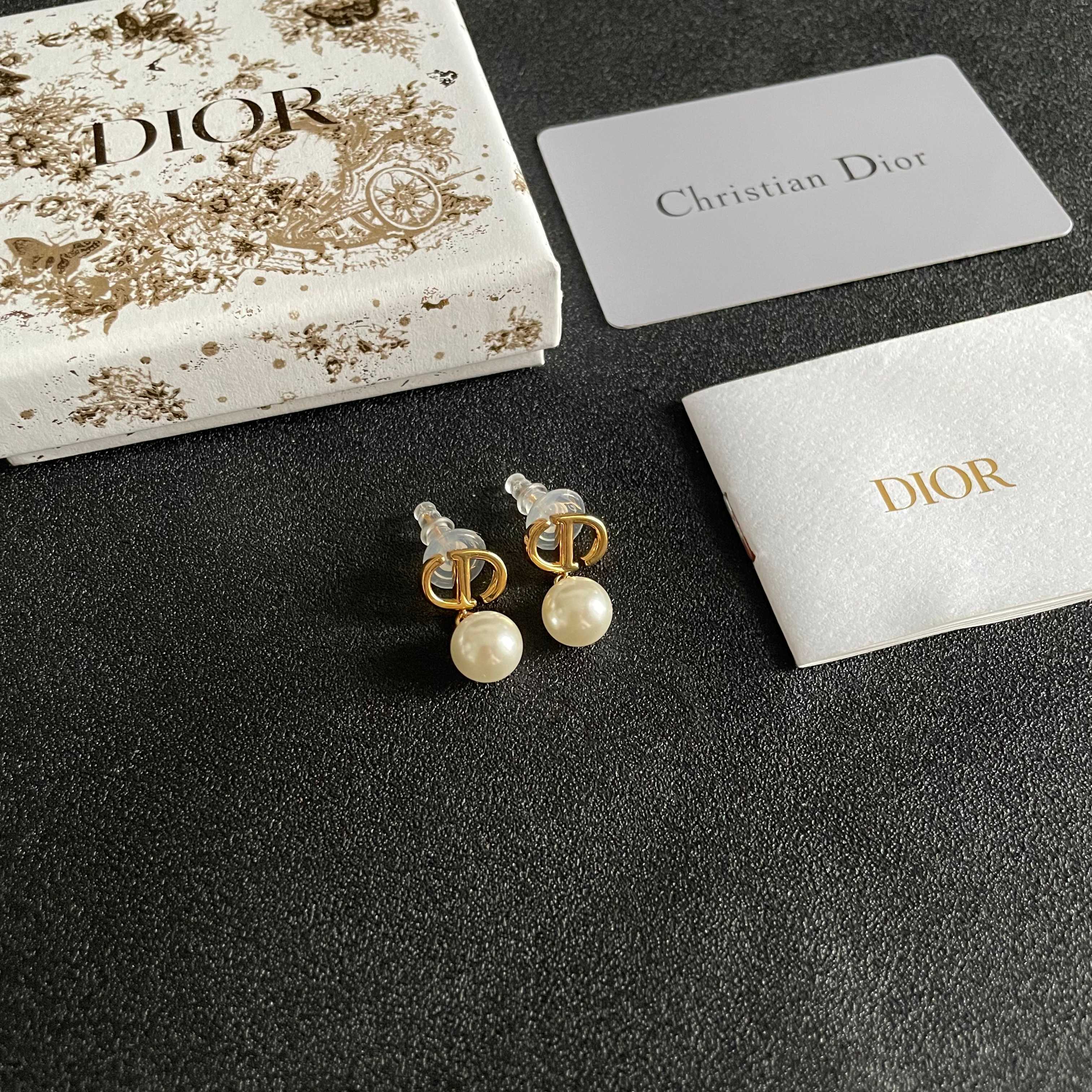 👑Dior 迪奥 中古 耳环 专柜一致上新 精选原版一致 黄铜材质 甜美气质高