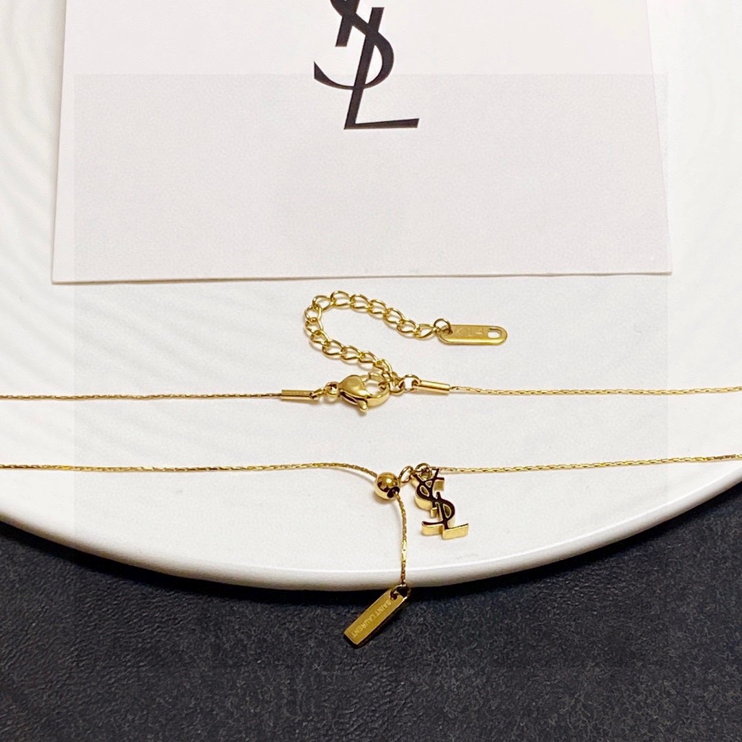 YSL P250: Elegant 14K-Coated Steel Watch with Bold Design Style - 图片 6