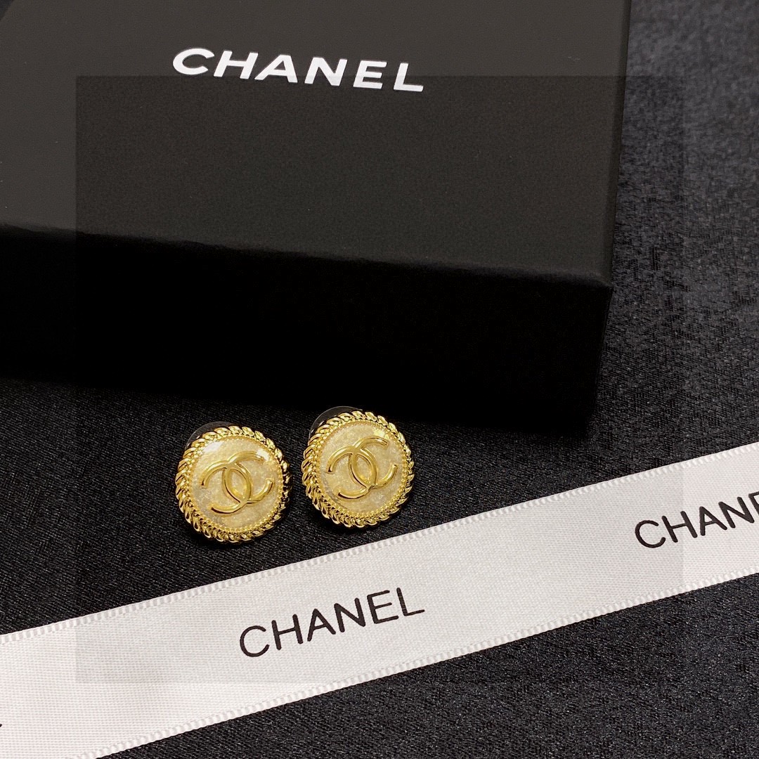 👑小香 CHANEL火爆新品  中古金个性时尚双C耳钉  代购级别 一比一品质 优雅大方精工设计   非