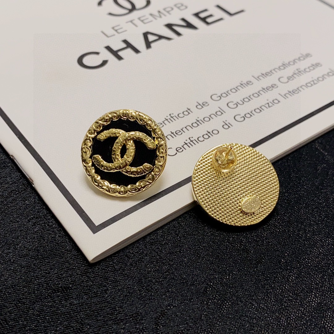 💥新款Chanel 小香 新年红色复古耳钉😍中古金黑色红色👍专柜同步上新 耳环 原版一致材质搭配纯银针耳