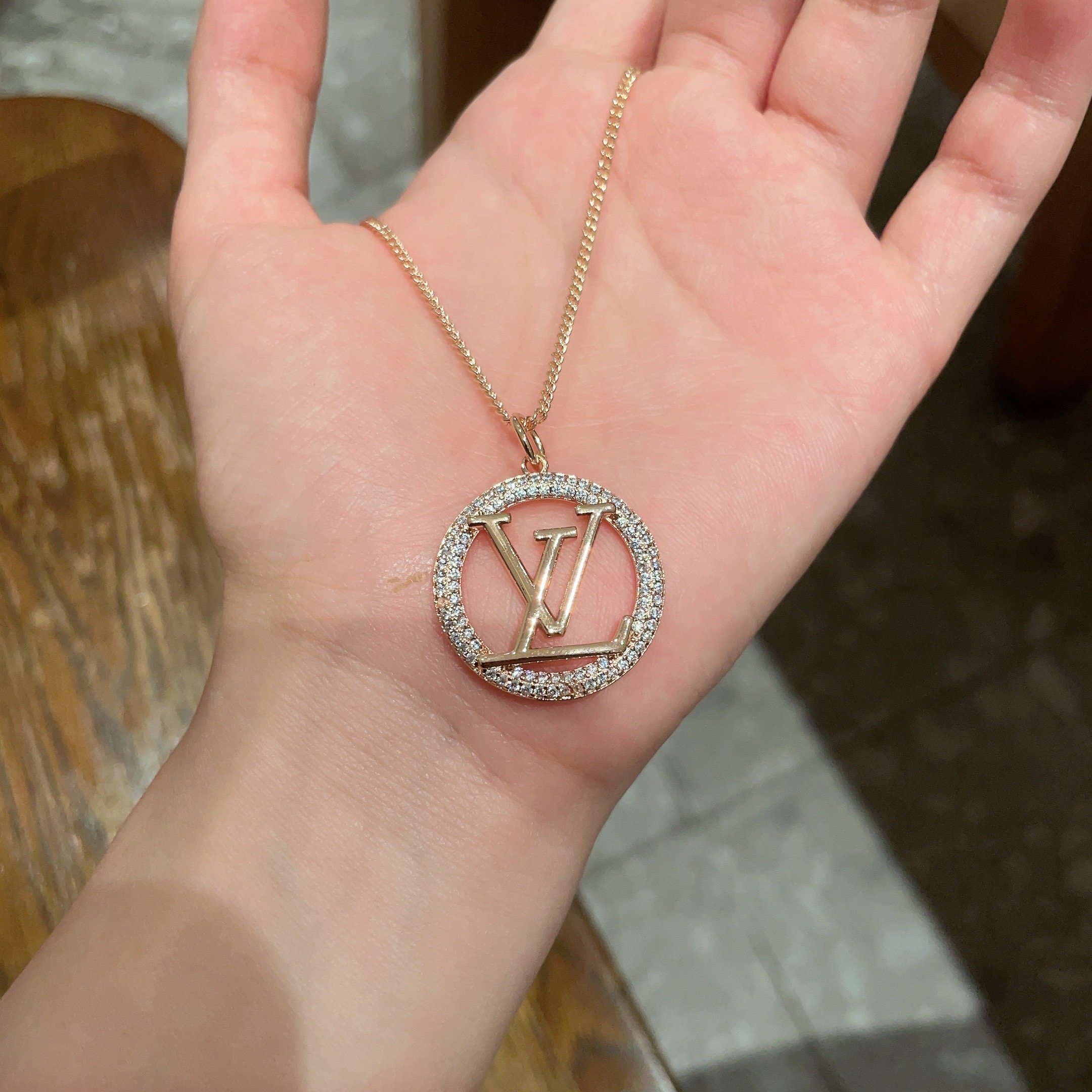  LV 项链🔹🔹Louis Vuitton 路易威登🔹专柜一致材质 火爆款出货 设计独特 复古前卫 男神