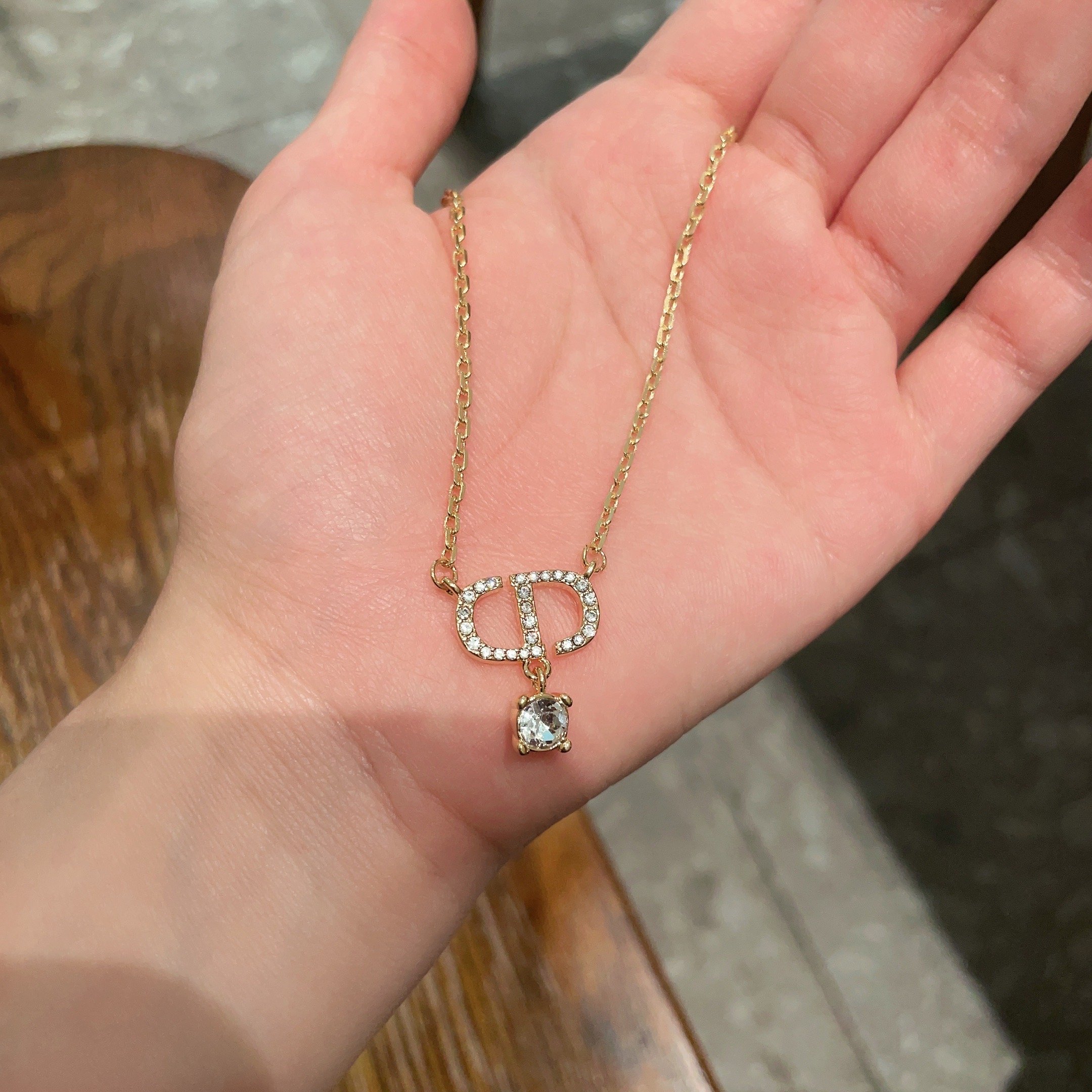 👑Dior 迪奥  中古 项链 专柜一致上新 精选原版一致 黄铜材质 甜美气质高雅.
