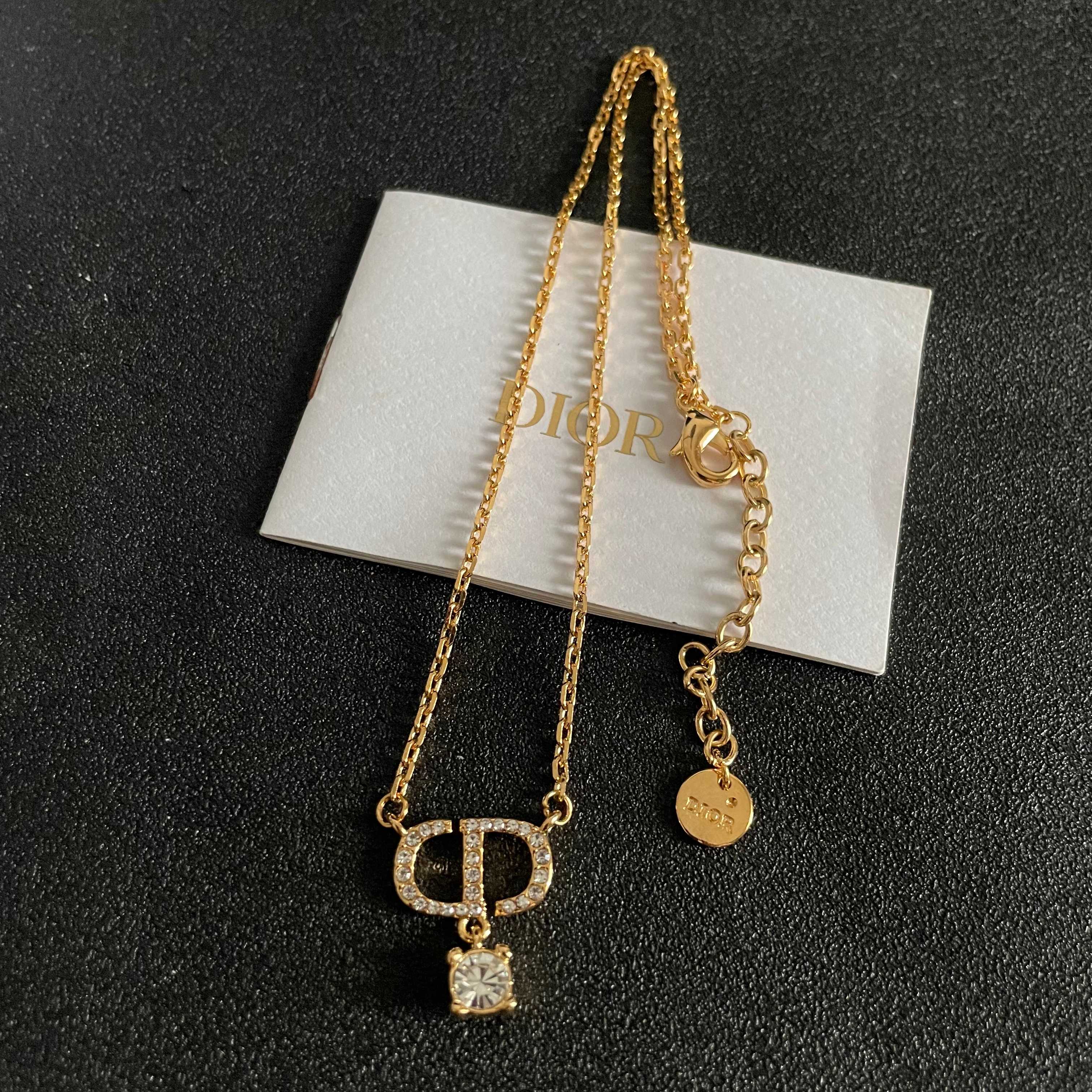👑Dior 迪奥  中古 项链 专柜一致上新 精选原版一致 黄铜材质 甜美气质高雅.
