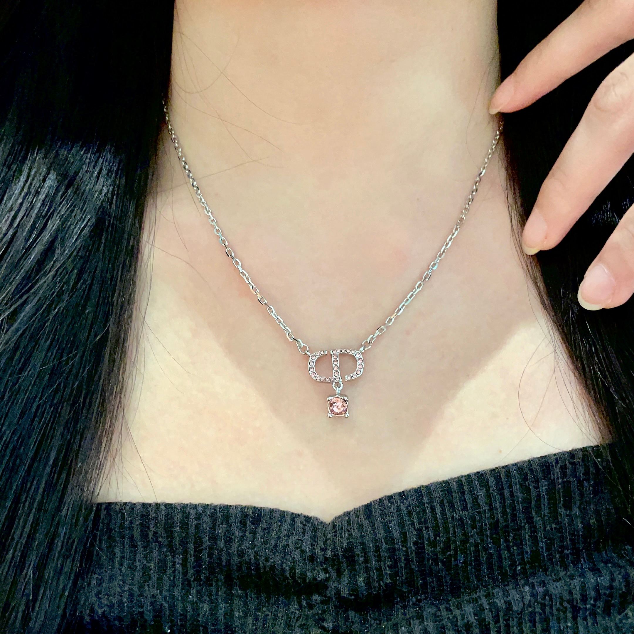 👑Dior 迪奥  中古 项链 专柜一致上新 精选原版一致 黄铜材质 甜美气质高雅.
