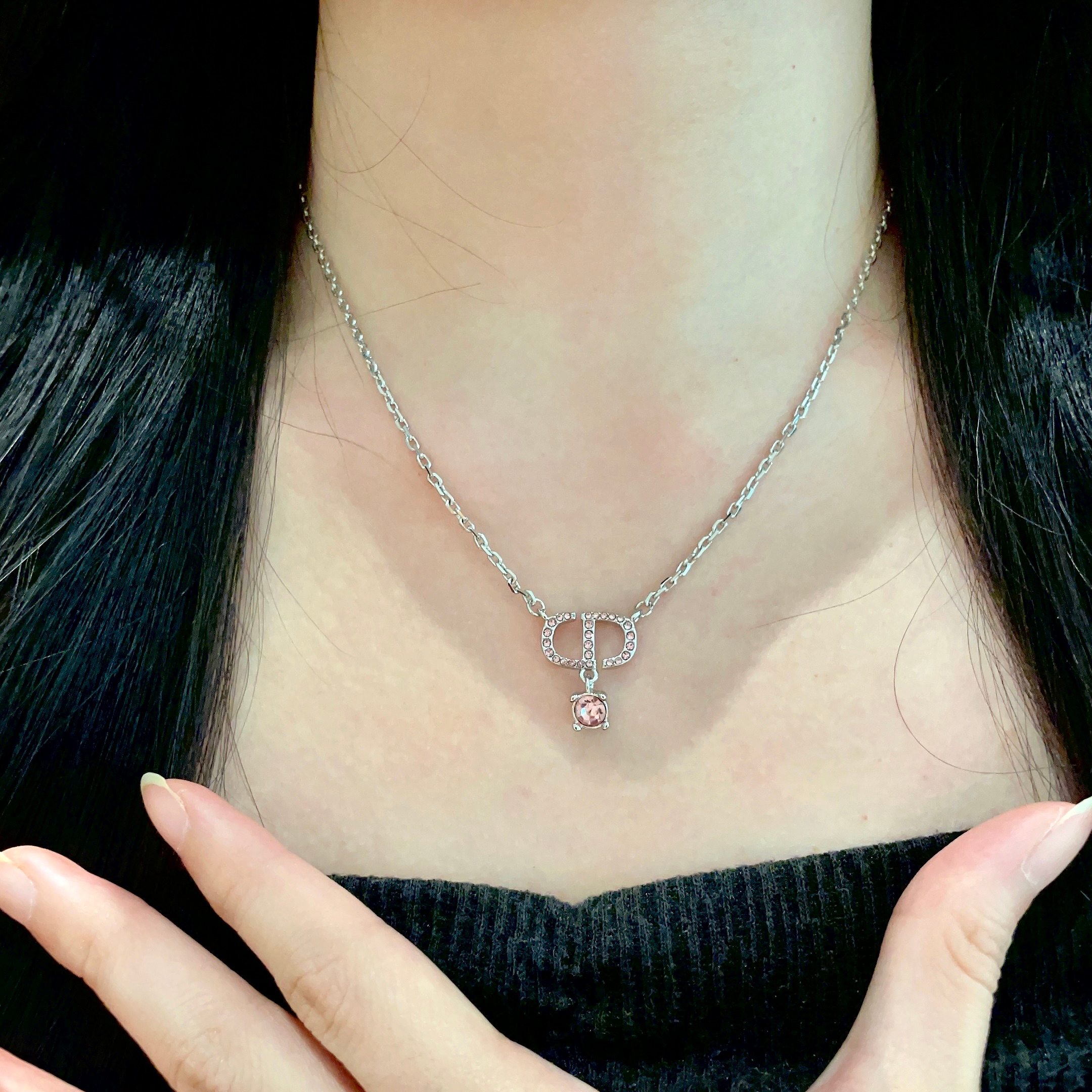 👑Dior 迪奥  中古 项链 专柜一致上新 精选原版一致 黄铜材质 甜美气质高雅.