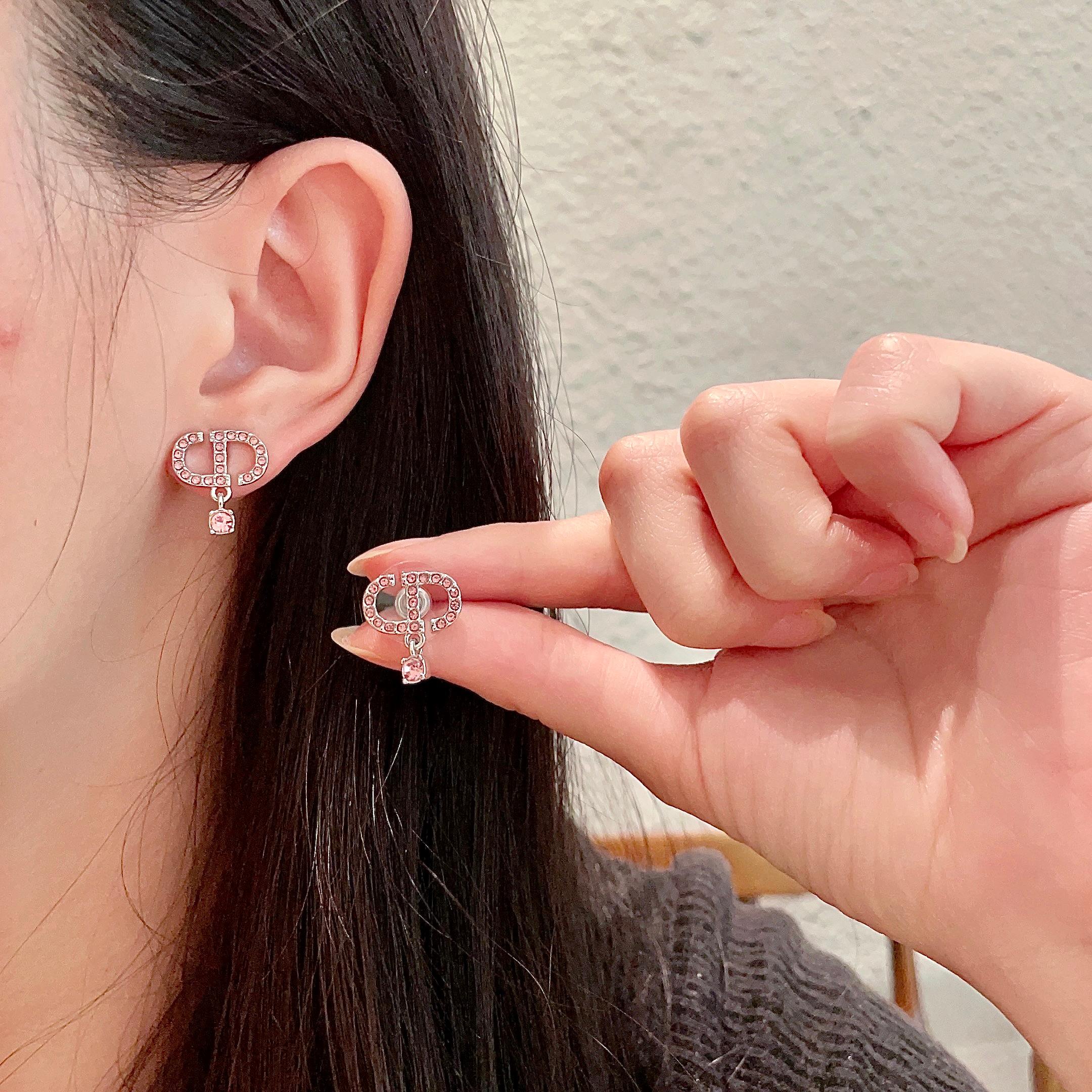 👑Dior 迪奥 中古 耳环 专柜一致上新 精选原版一致 黄铜材质 甜美气质高