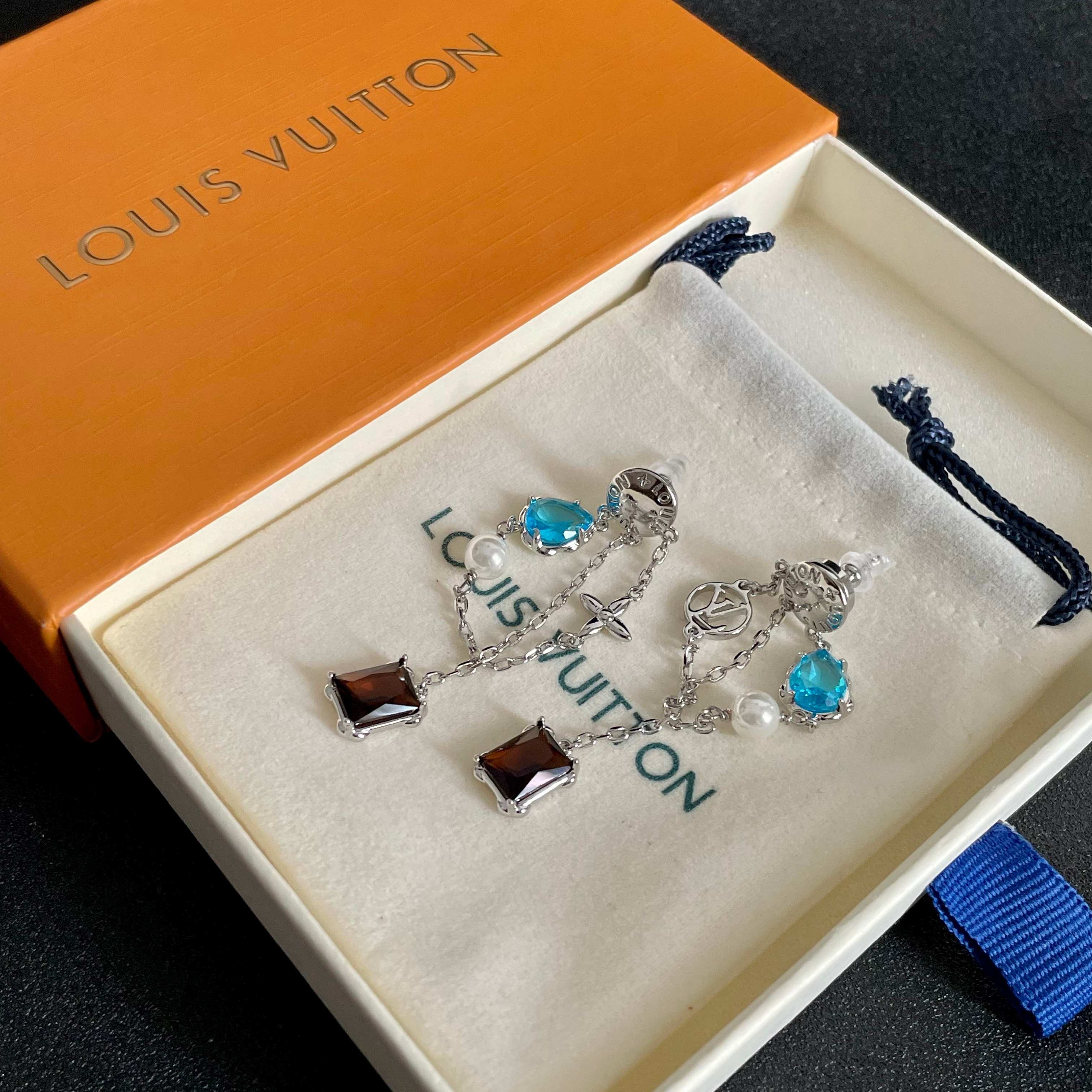 ‼️LV耳钉👍原版制作、原单货！✨🙆每一个细节媲美专柜正品，业内仅此一家全世界专柜自购正品打版，这样才能