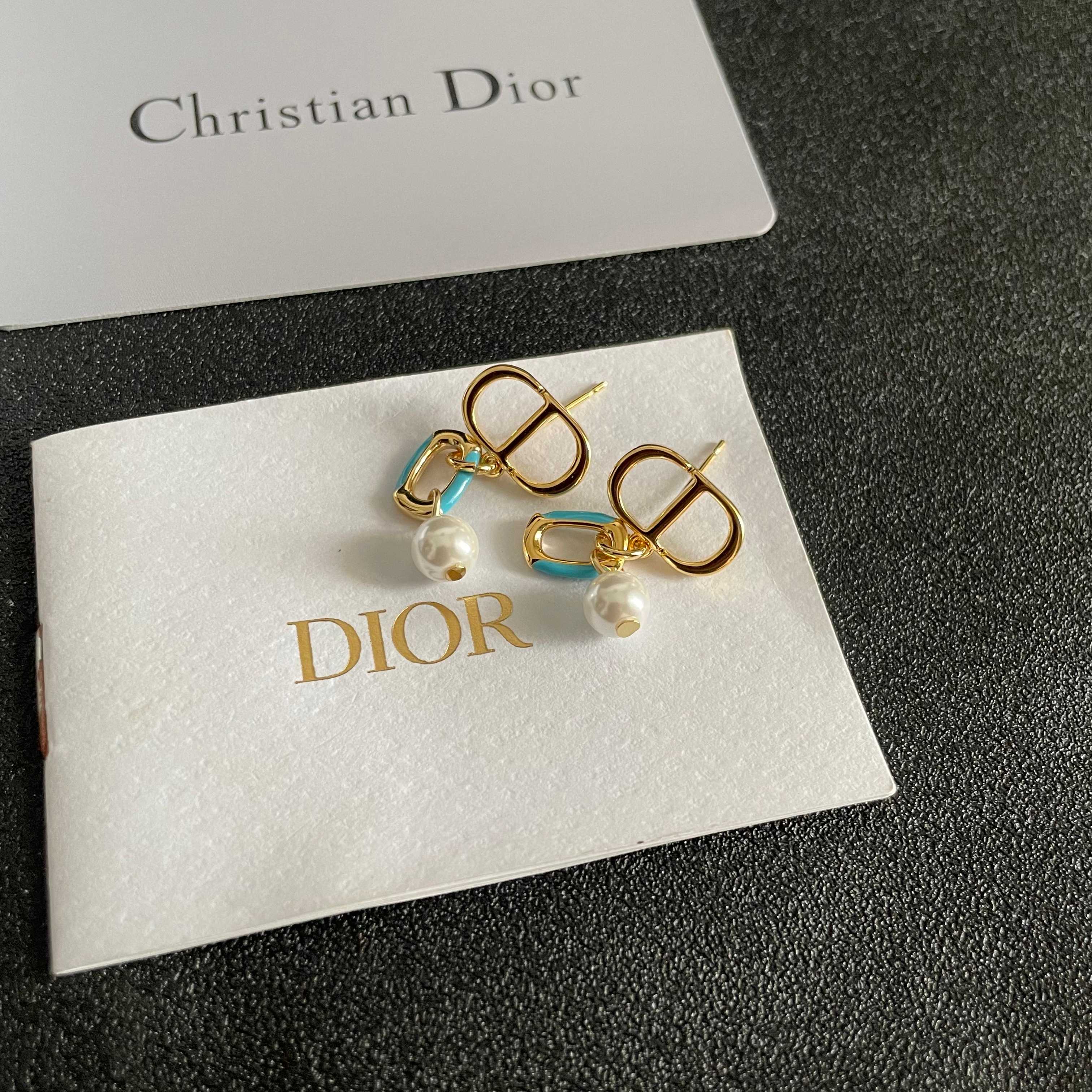 👑Dior 迪奥 中古 耳环 专柜一致上新 精选原版一致 黄铜材质 甜美气质高