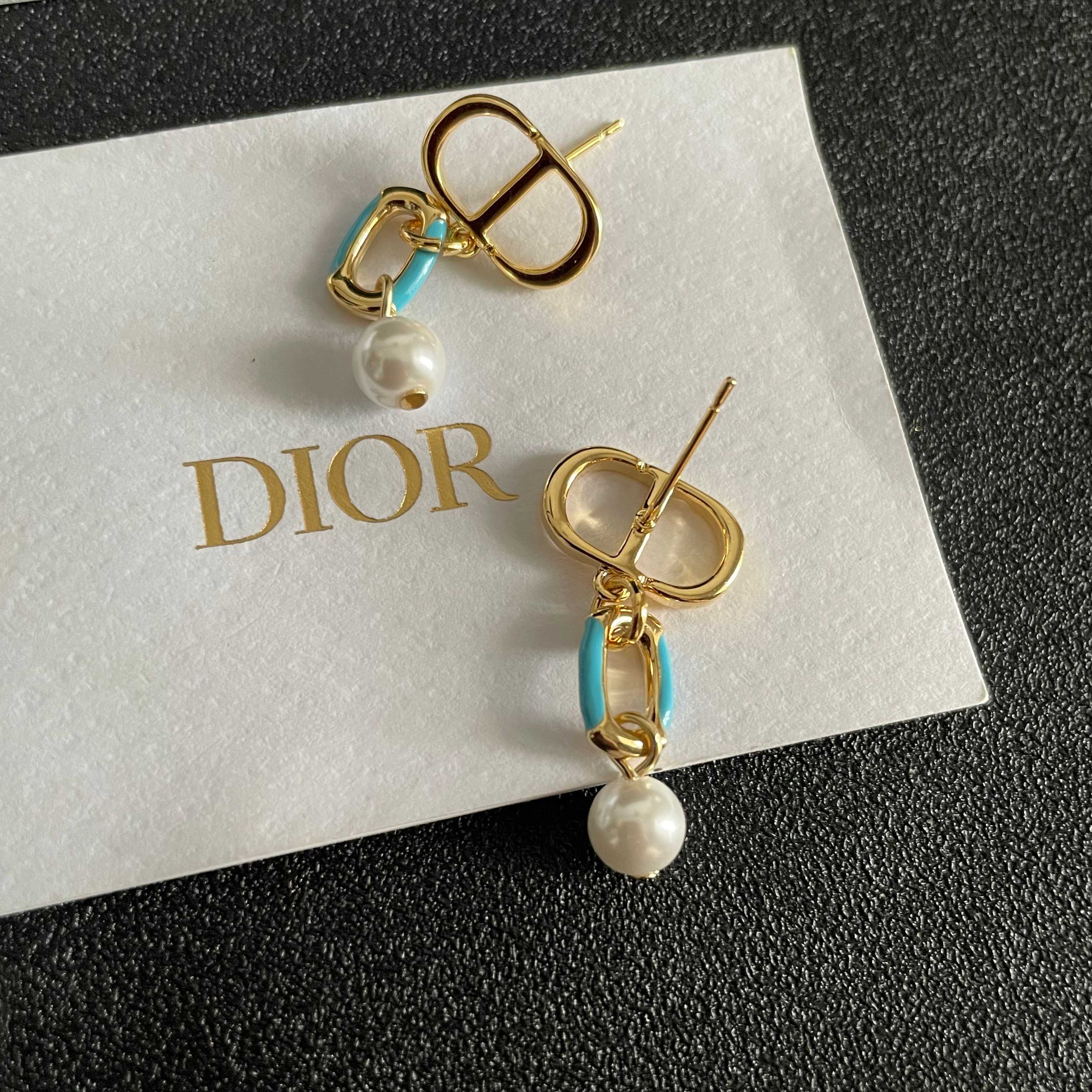 👑Dior 迪奥 中古 耳环 专柜一致上新 精选原版一致 黄铜材质 甜美气质高