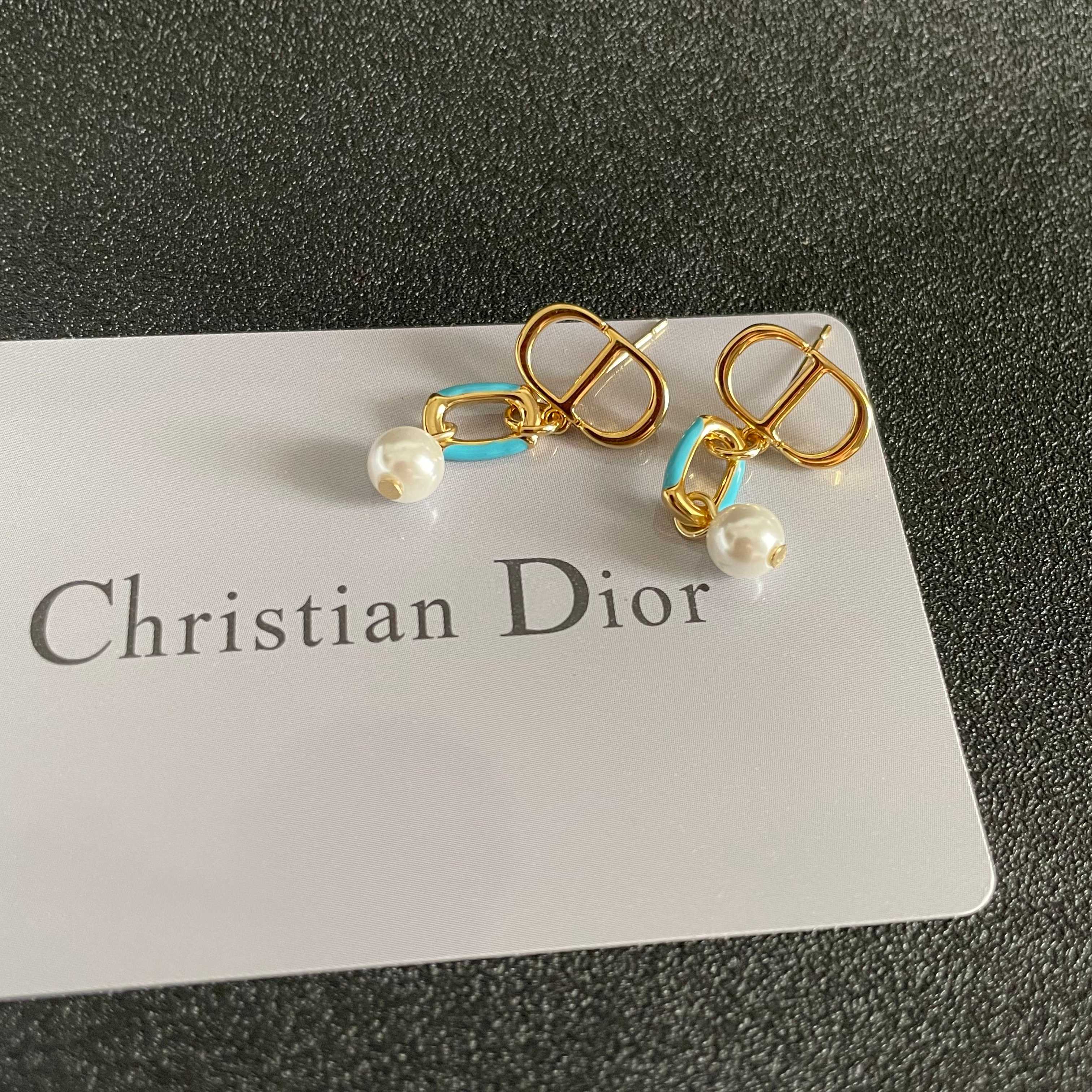👑Dior 迪奥 中古 耳环 专柜一致上新 精选原版一致 黄铜材质 甜美气质高