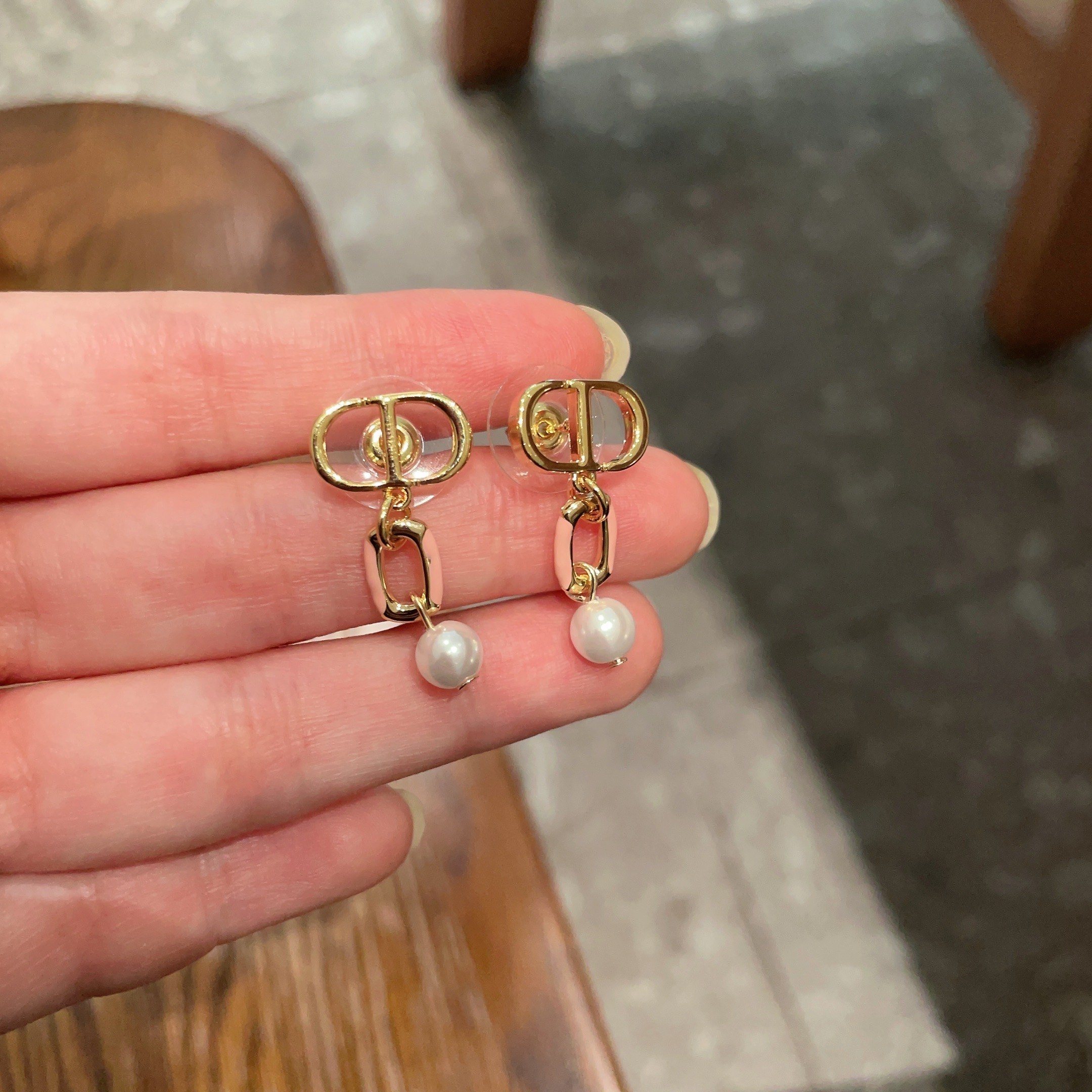👑Dior 迪奥 中古 耳环 专柜一致上新 精选原版一致 黄铜材质 甜美气质高