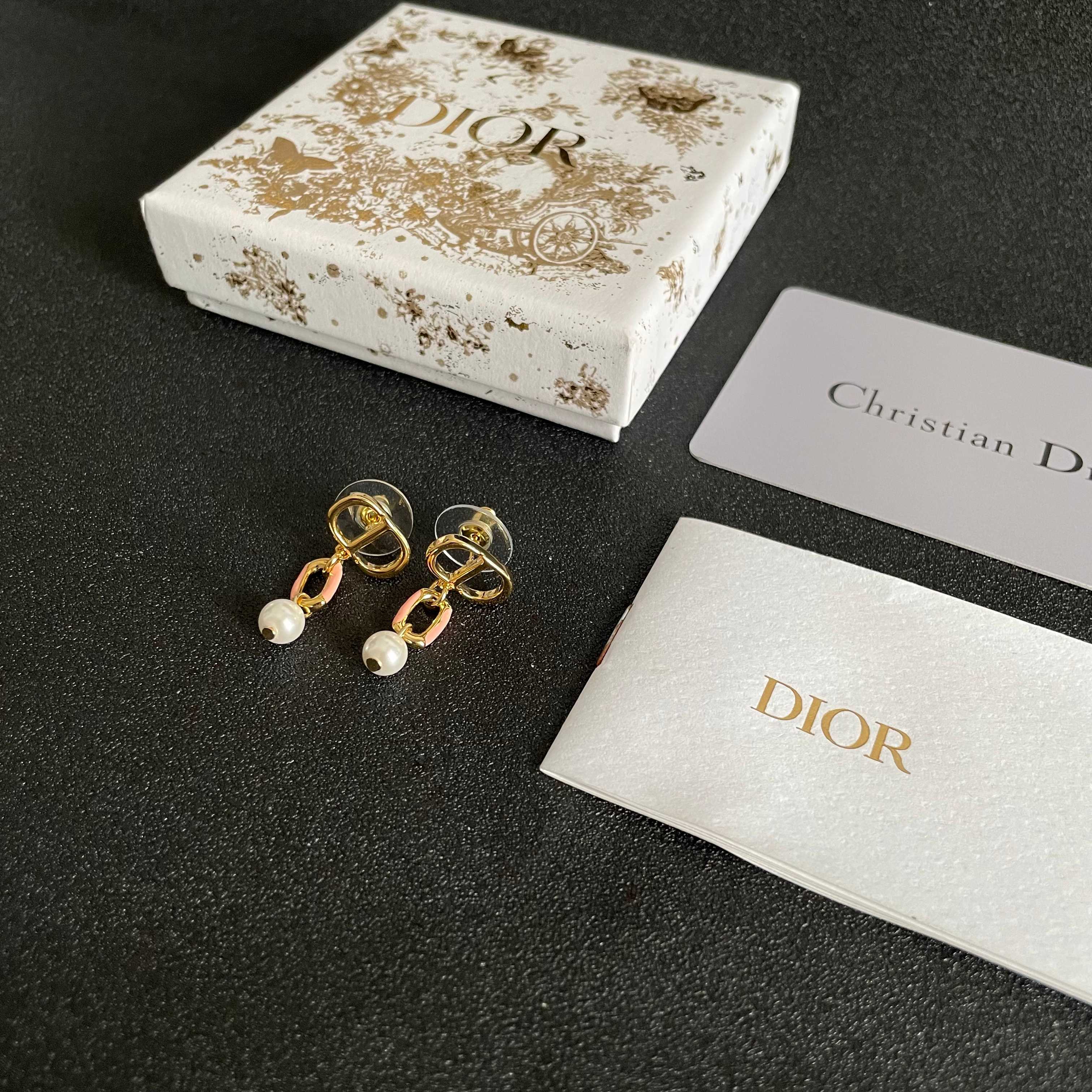 👑Dior 迪奥 中古 耳环 专柜一致上新 精选原版一致 黄铜材质 甜美气质高