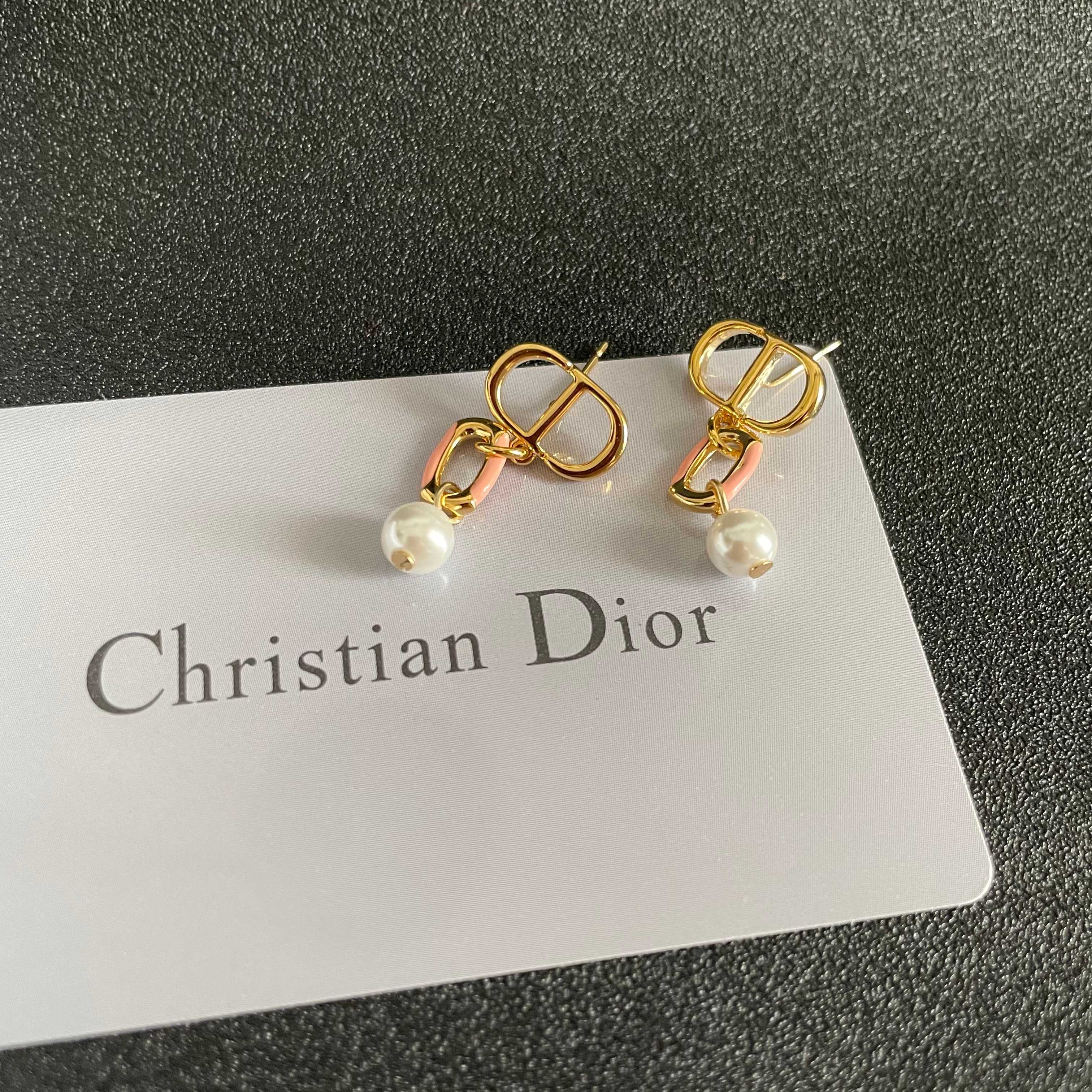 👑Dior 迪奥 中古 耳环 专柜一致上新 精选原版一致 黄铜材质 甜美气质高