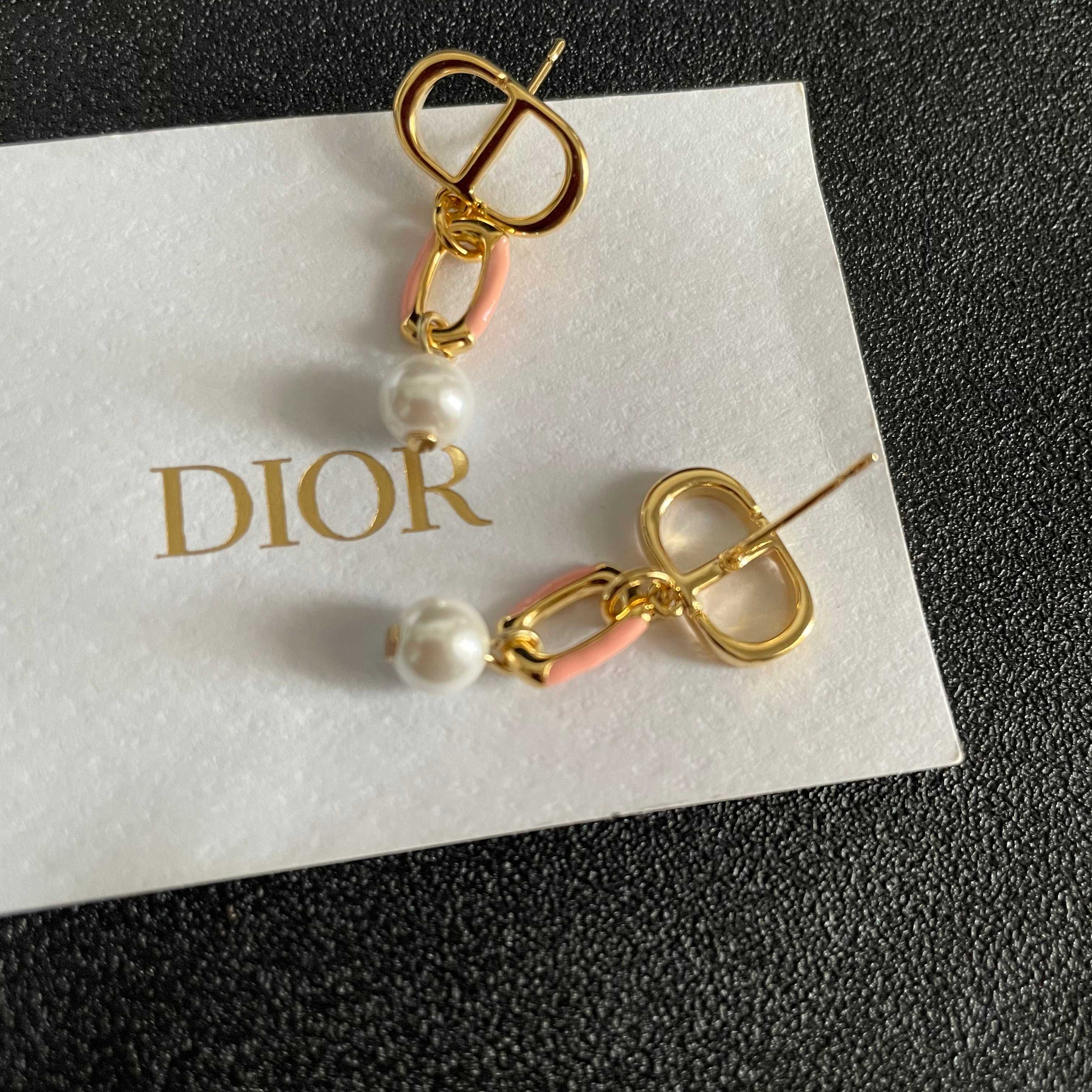 👑Dior 迪奥 中古 耳环 专柜一致上新 精选原版一致 黄铜材质 甜美气质高