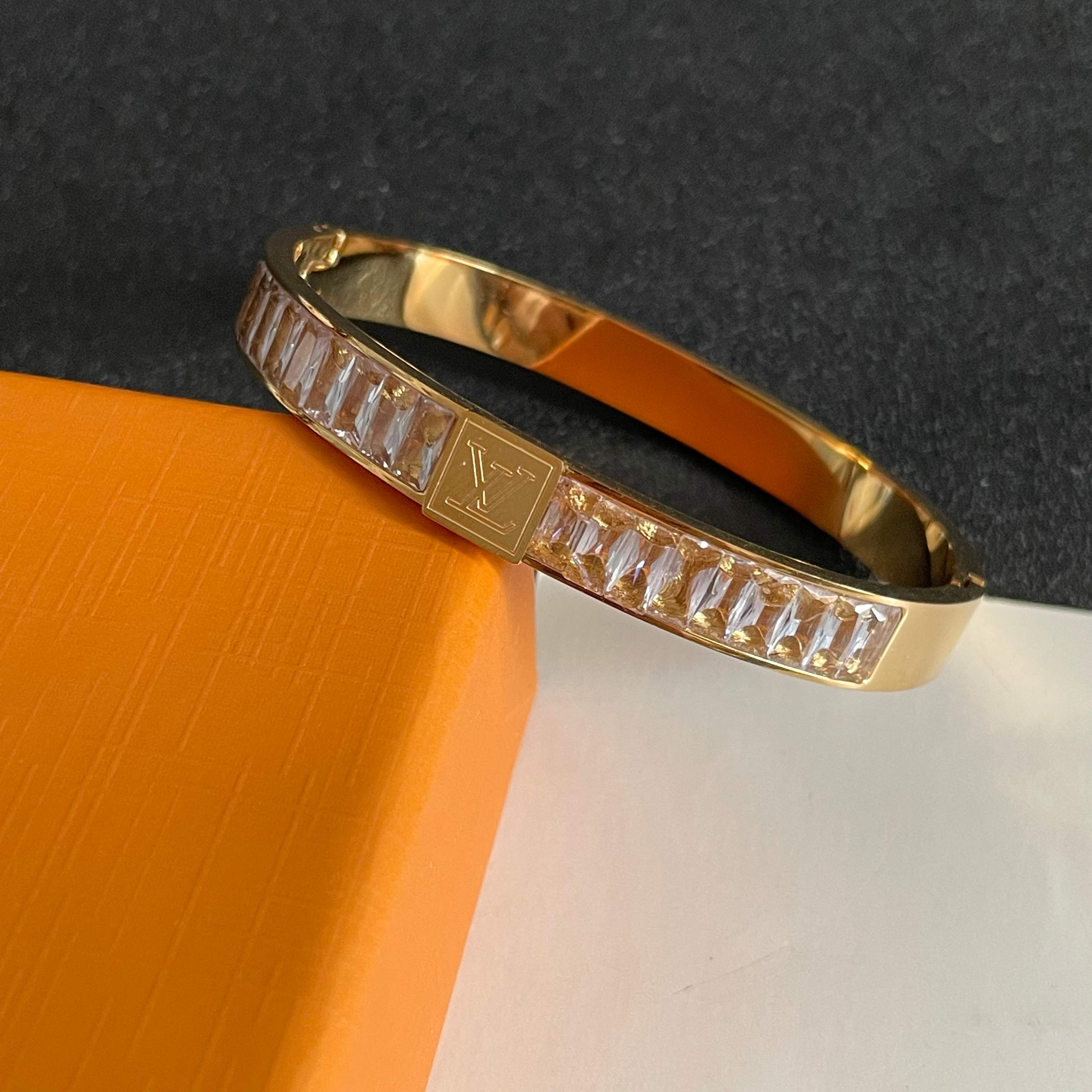 💥新品😍 原单货 LV镶钻手镯🔹🔹Louis Vuitton 路易威登 🔹专柜一致材质 火爆款出货 设计