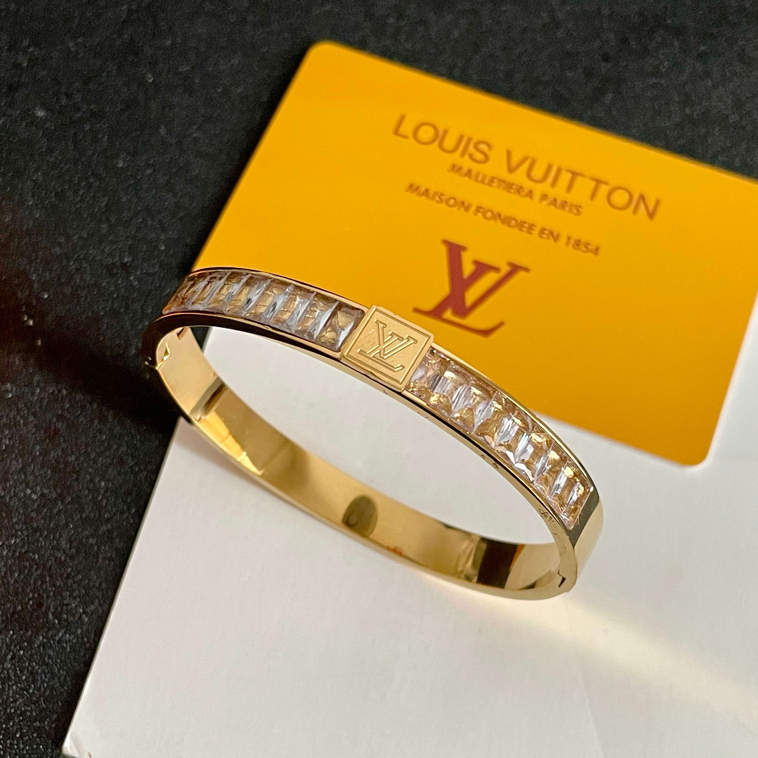 💥新品😍 原单货 LV镶钻手镯🔹🔹Louis Vuitton 路易威登 🔹专柜一致材质 火爆款出货 设计