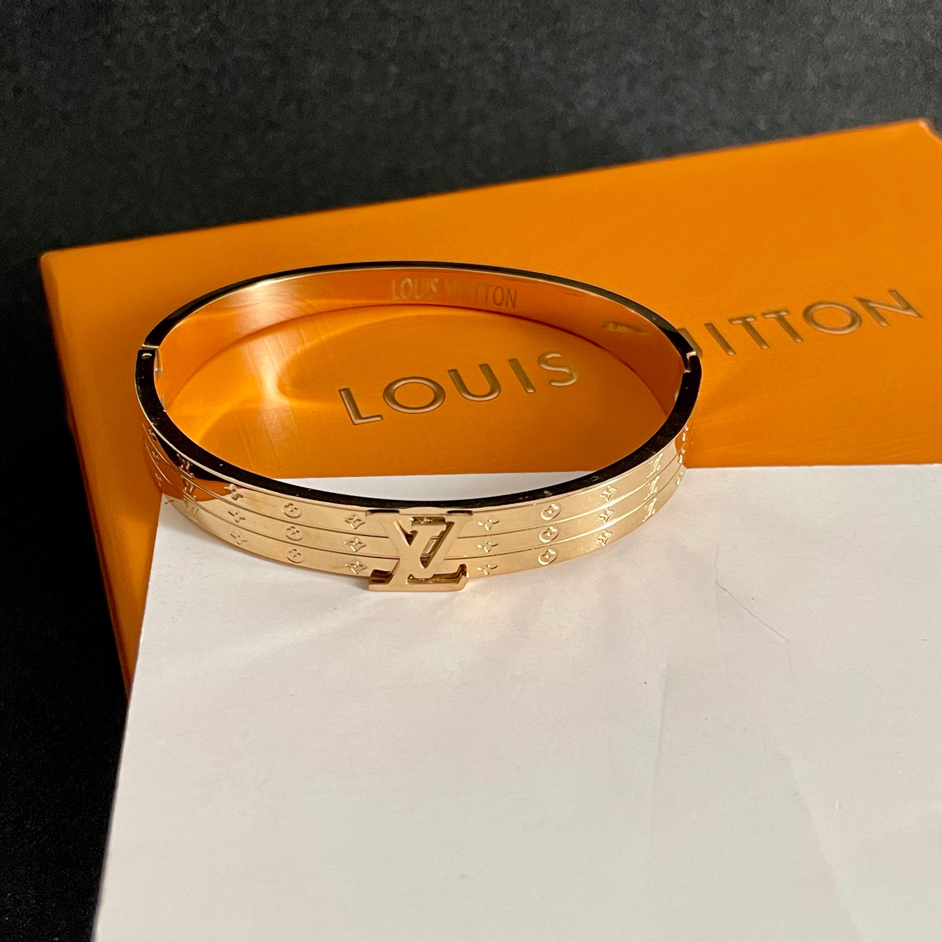 💥新品😍 原单货 LV中性款手镯🔹🔹Louis Vuitton 路易威登 🔹专柜一致材质 火爆款出货 设
